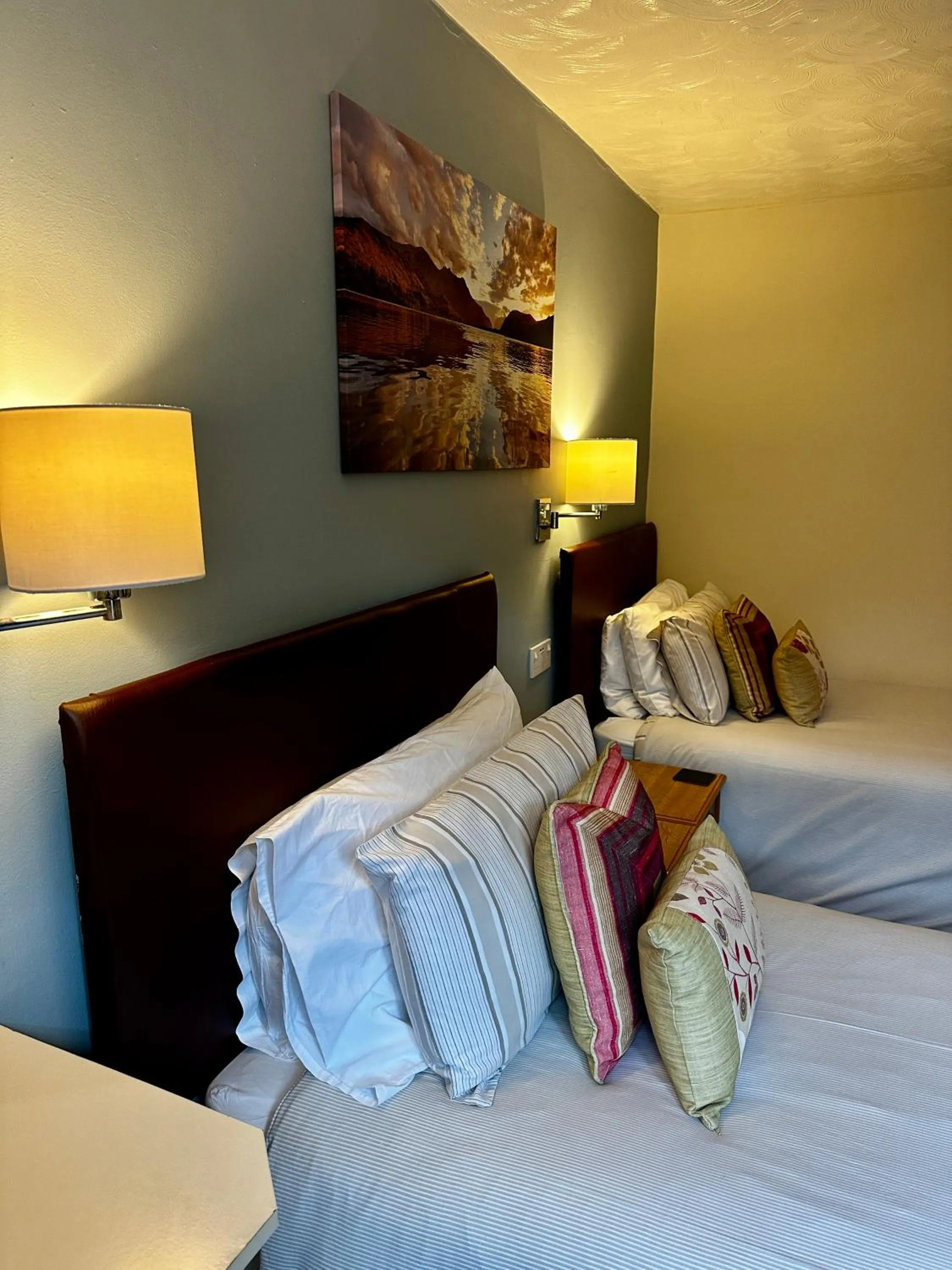 Bed in The Kings Head Inn