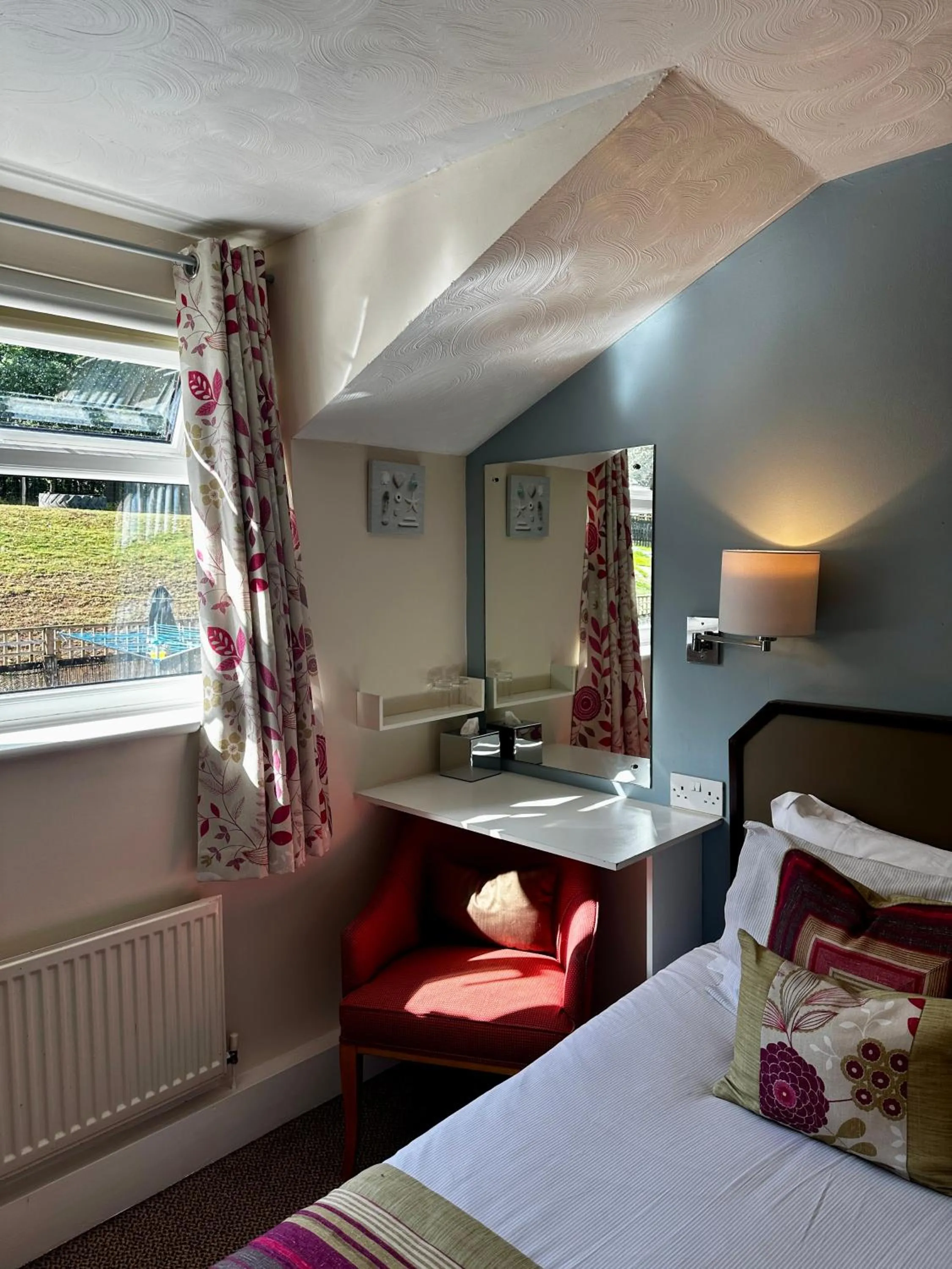 Bed in The Kings Head Inn