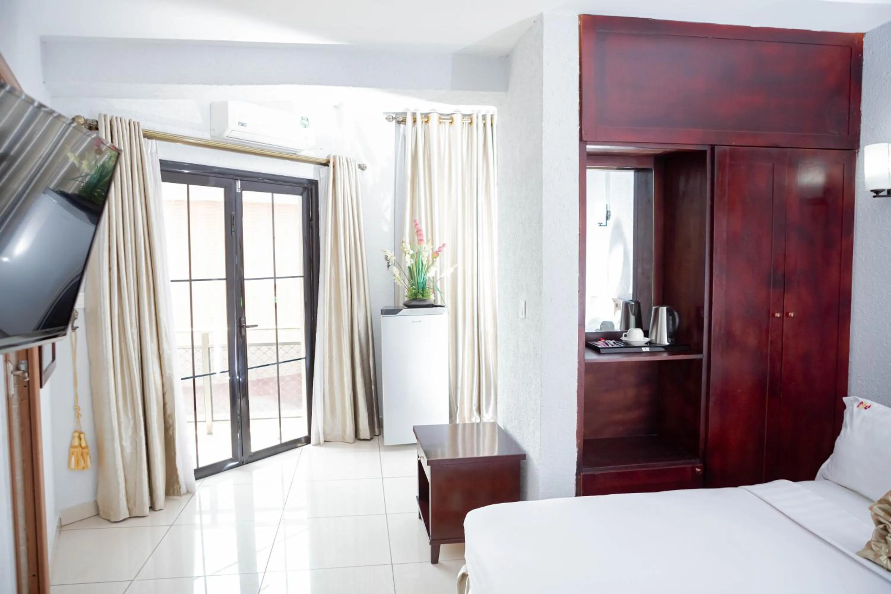 Hotel Hibiscus Louis