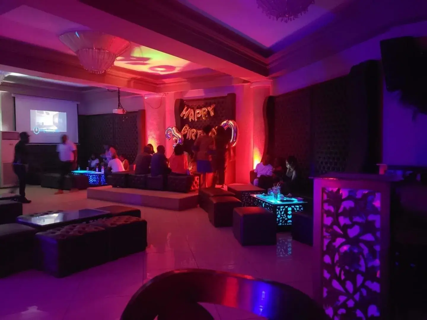 Lounge or bar in Hotel Hibiscus Louis Lounge or bar in Hotel Hibiscus Louis