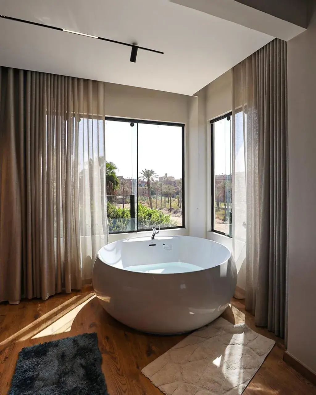 Bath in Palacio Pyramids Hotel Bath in Palacio Pyramids Hotel