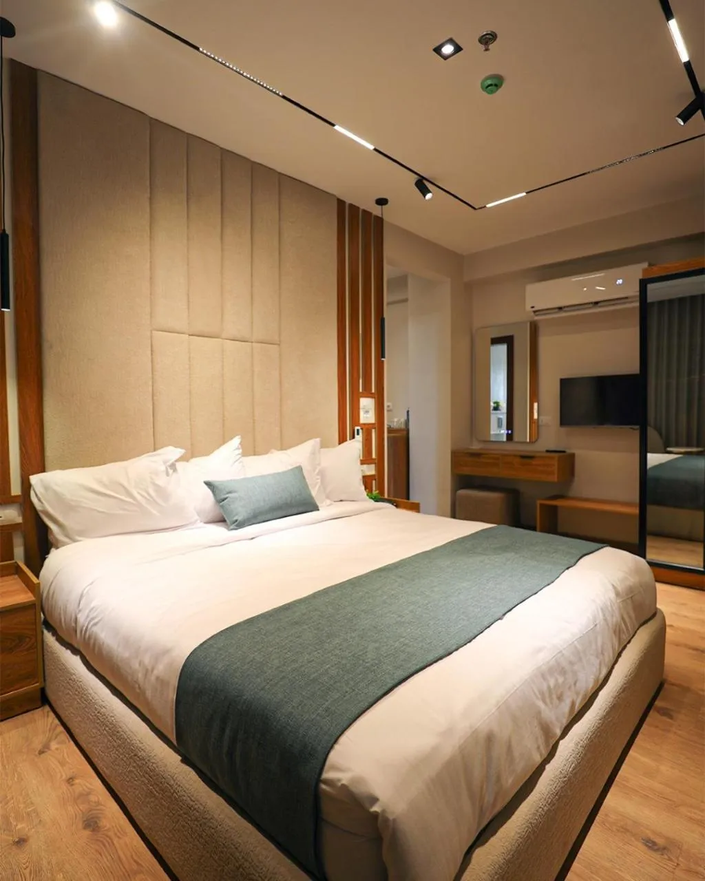 Bed in Palacio Pyramids Hotel