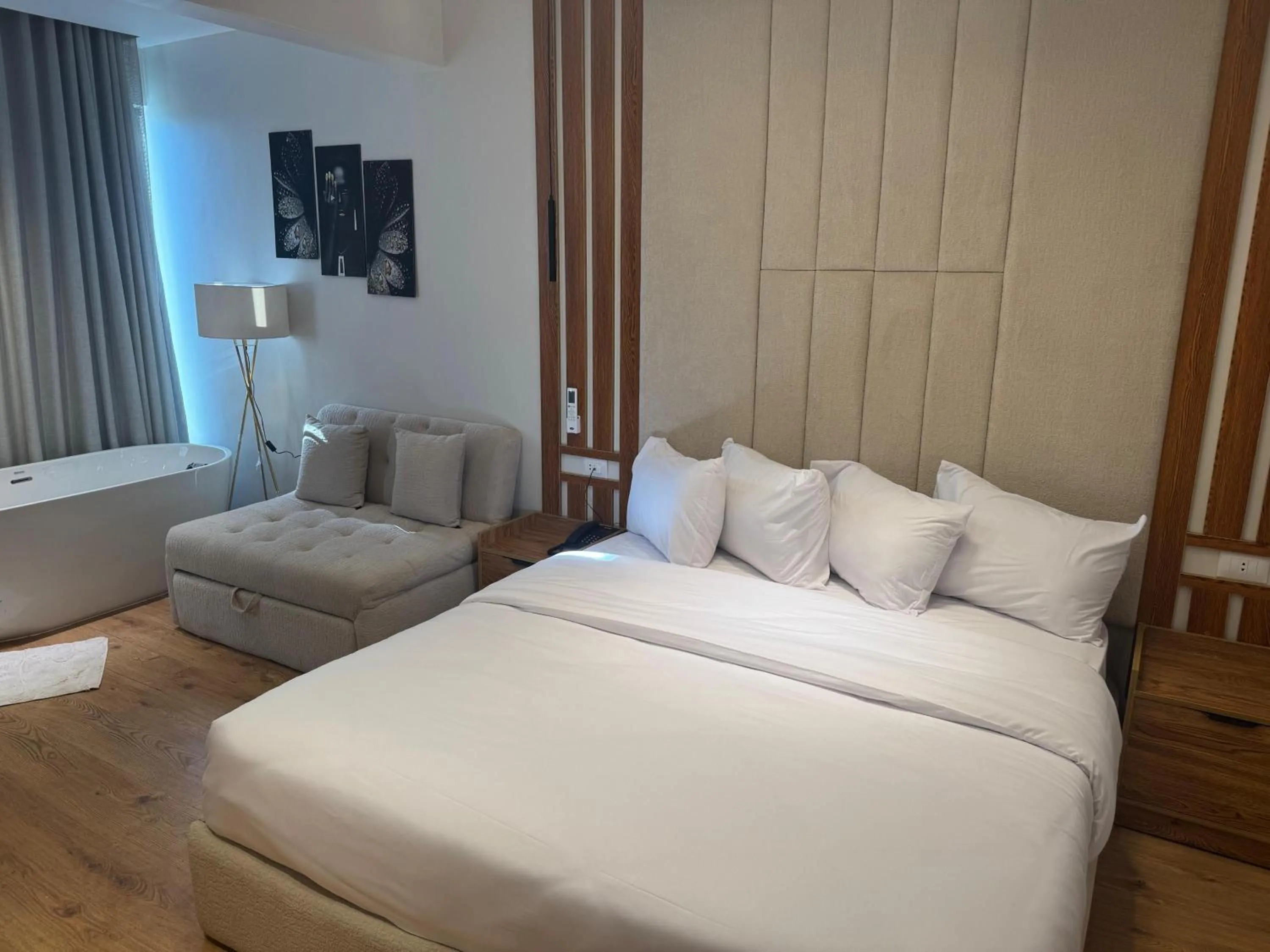 Bed in Palacio Pyramids Hotel