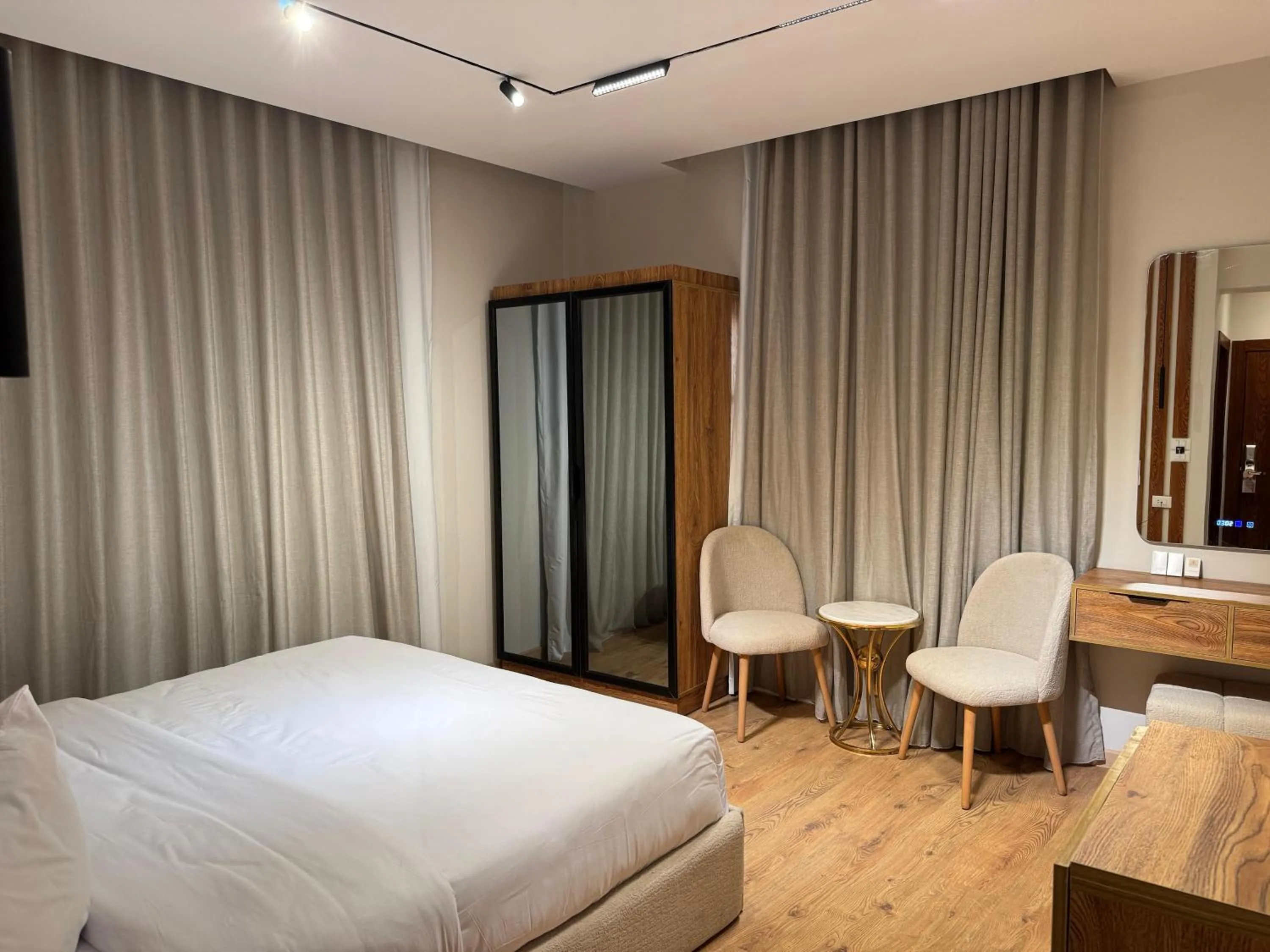 Bed in Palacio Pyramids Hotel