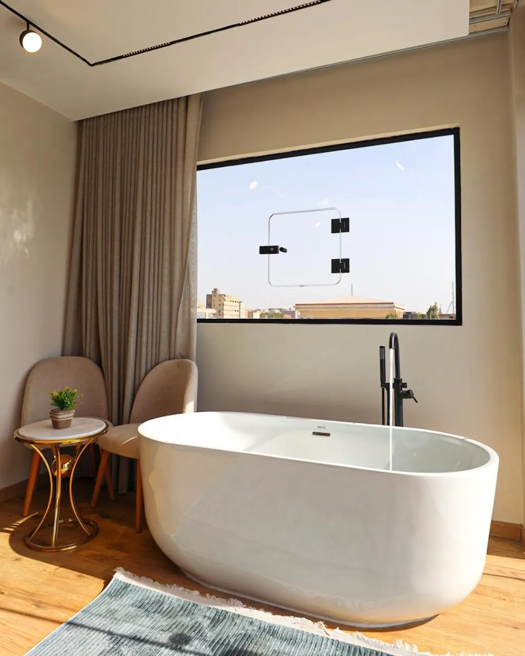 Hot Tub in Palacio Pyramids Hotel