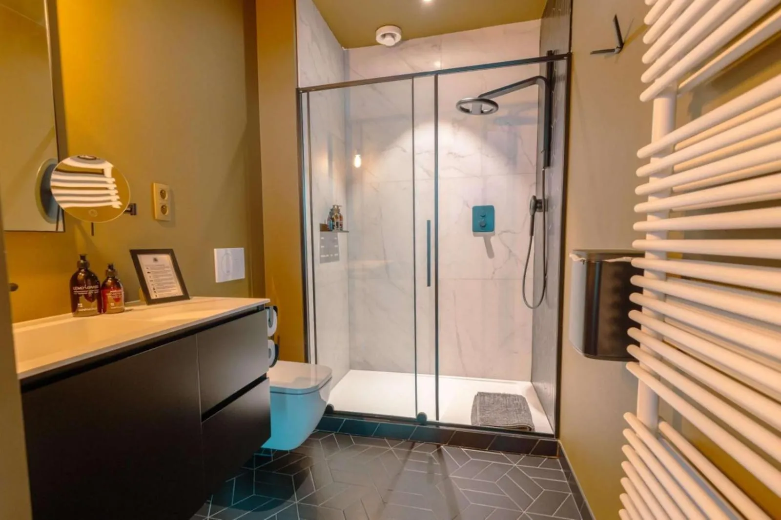 Shower in Porta Superia Boutique B&B