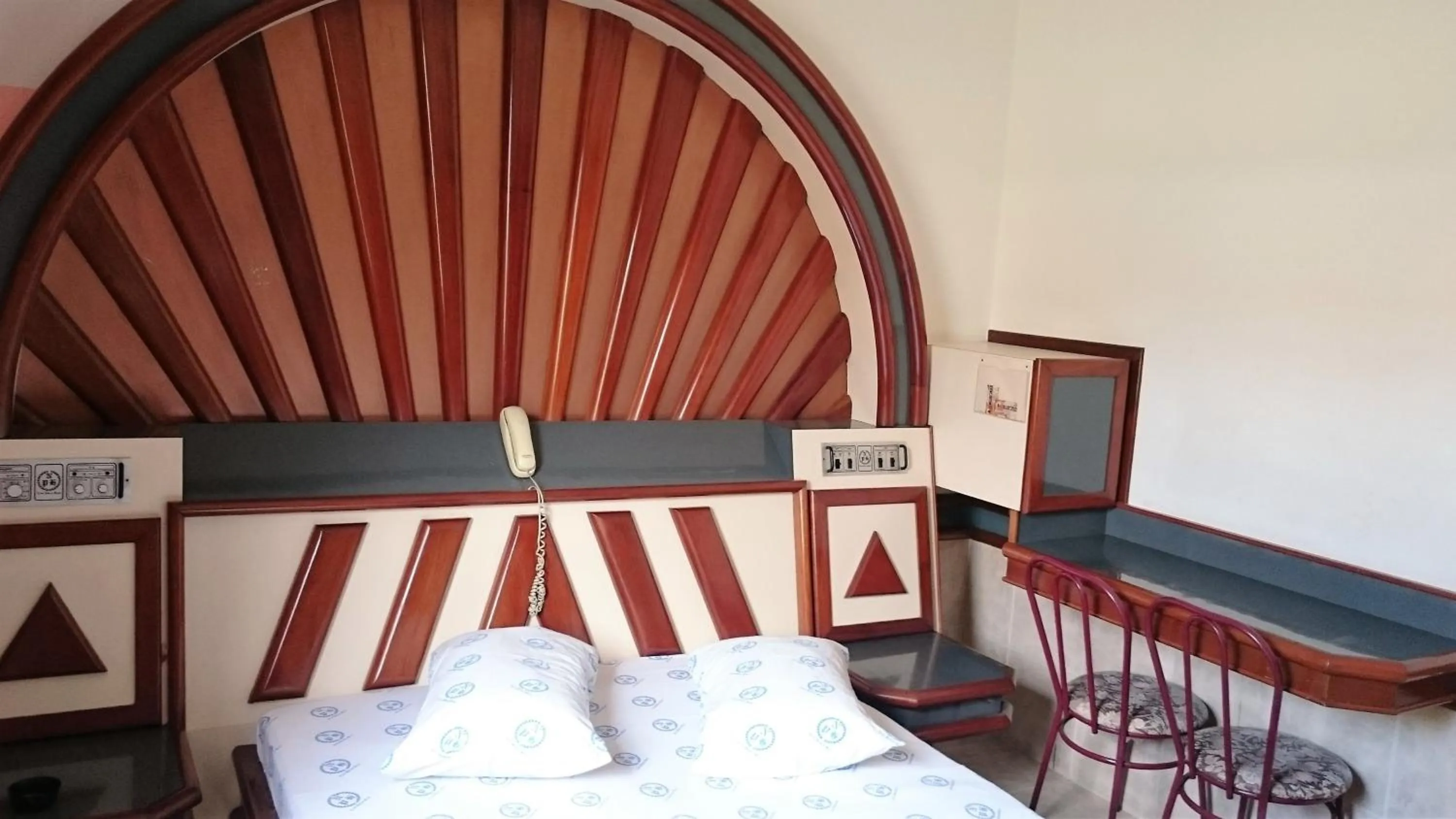 Decorative detail, Bed in North Palace Hotel