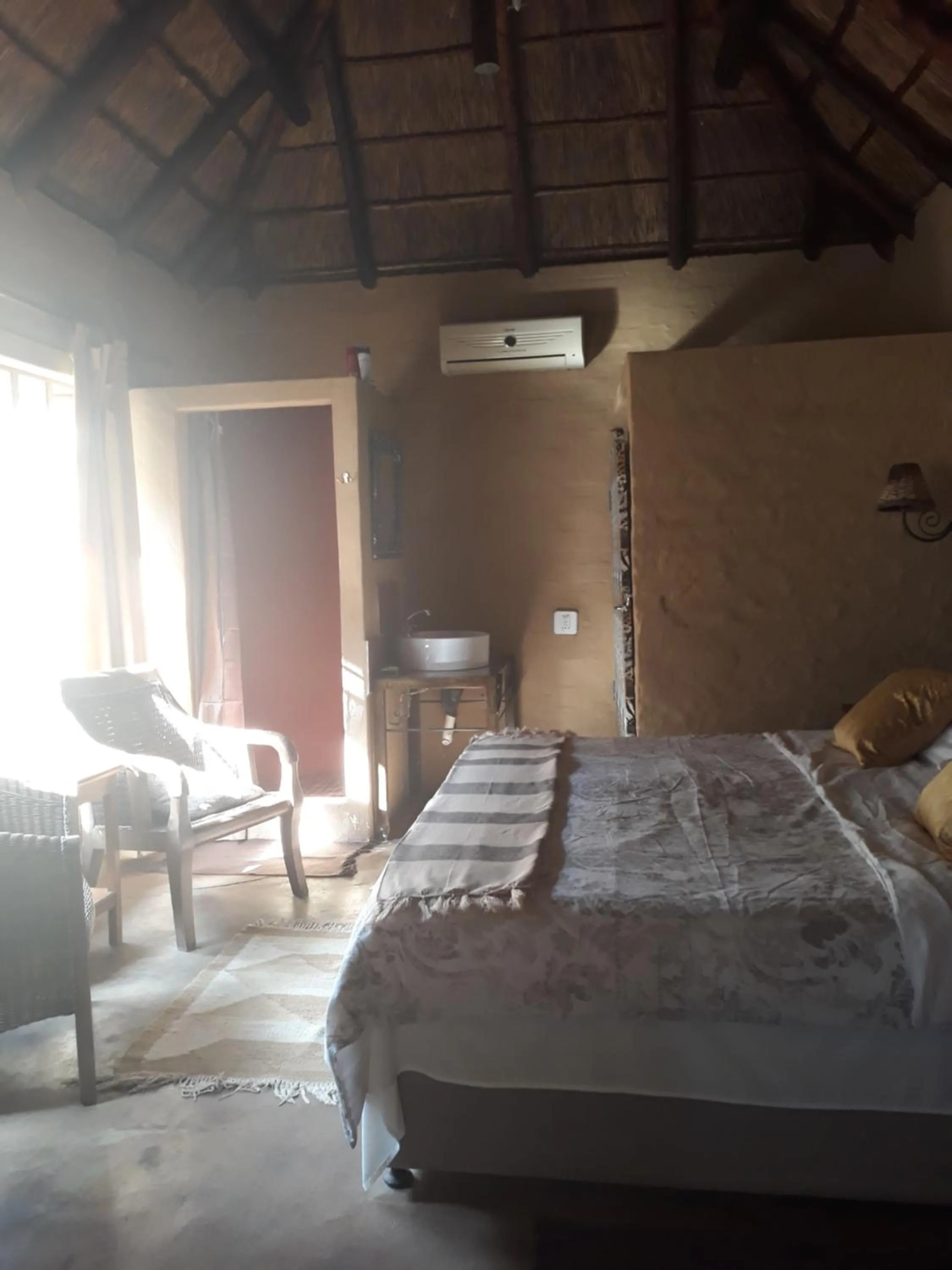 Shower, Bed in African Silhouette Guesthouse