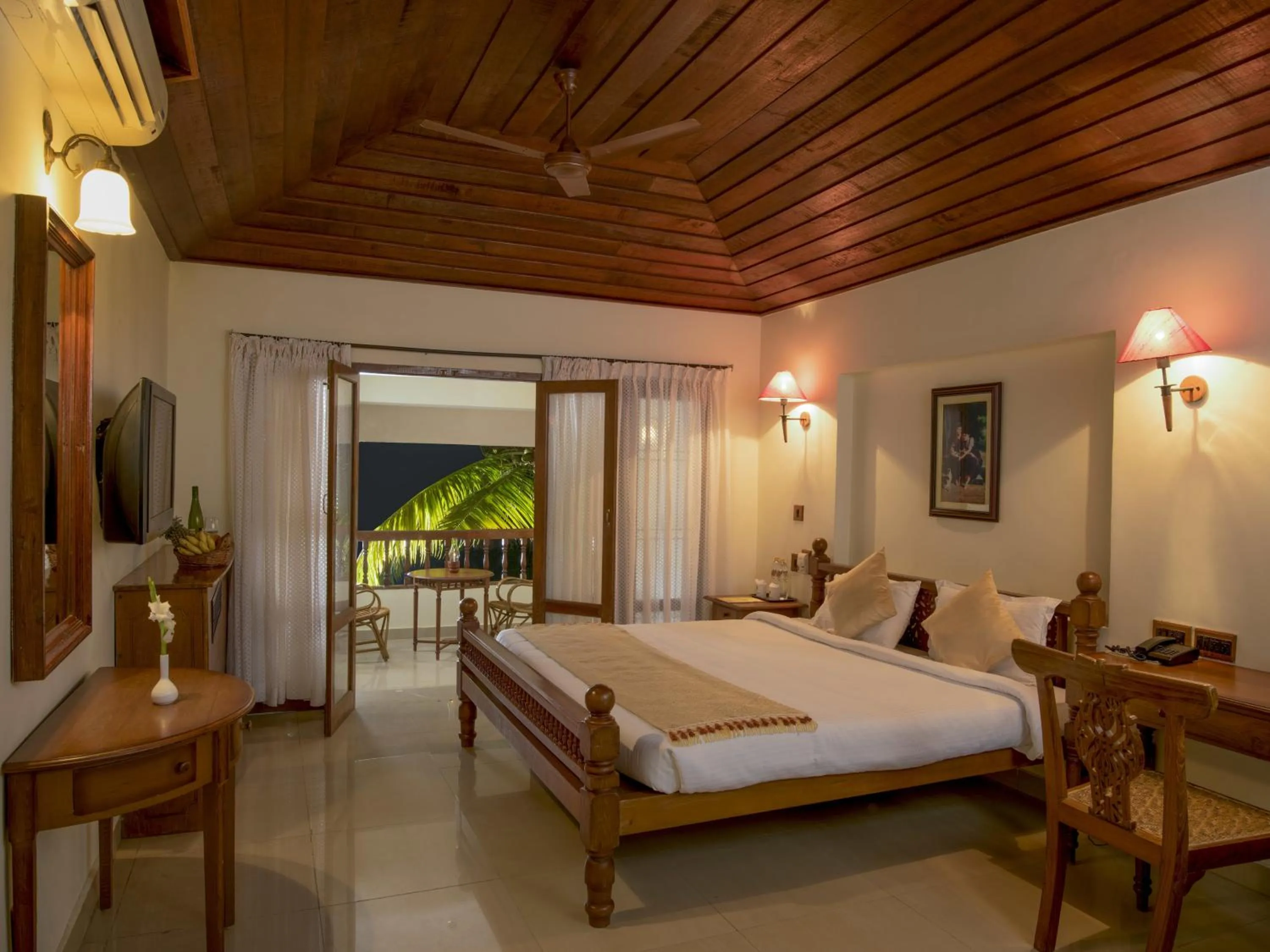 Spring, Bed in Isola Di Cocco Ayurvedic Beach Resort