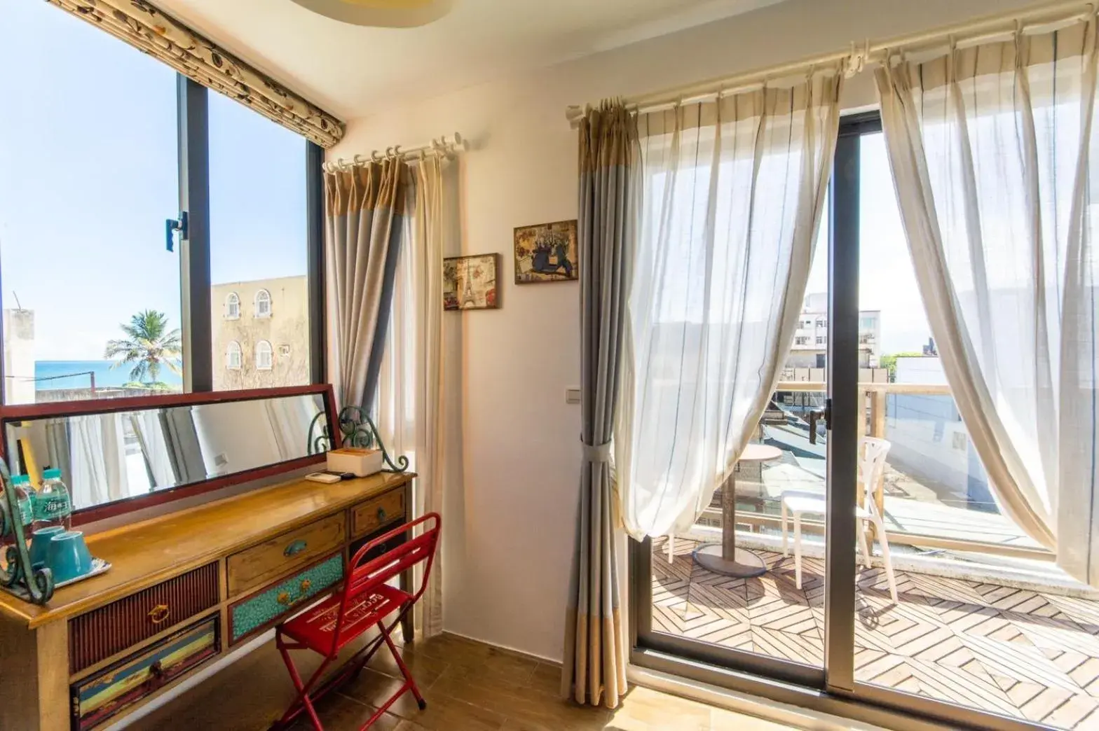 Balcony/Terrace in Long To Sea Again Balcony/Terrace in Long To Sea Again