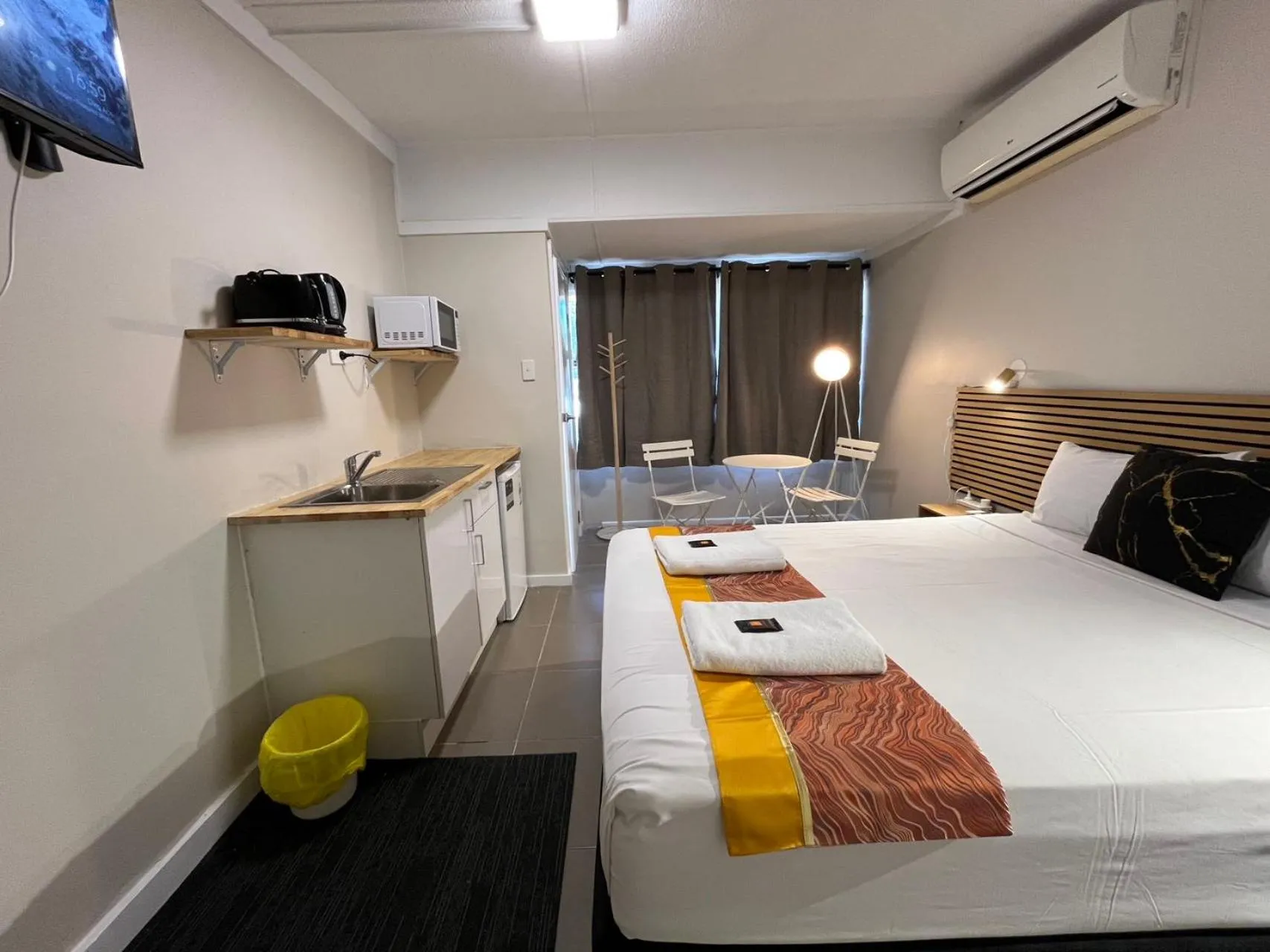 Bedroom, Bed in Kalua Motel