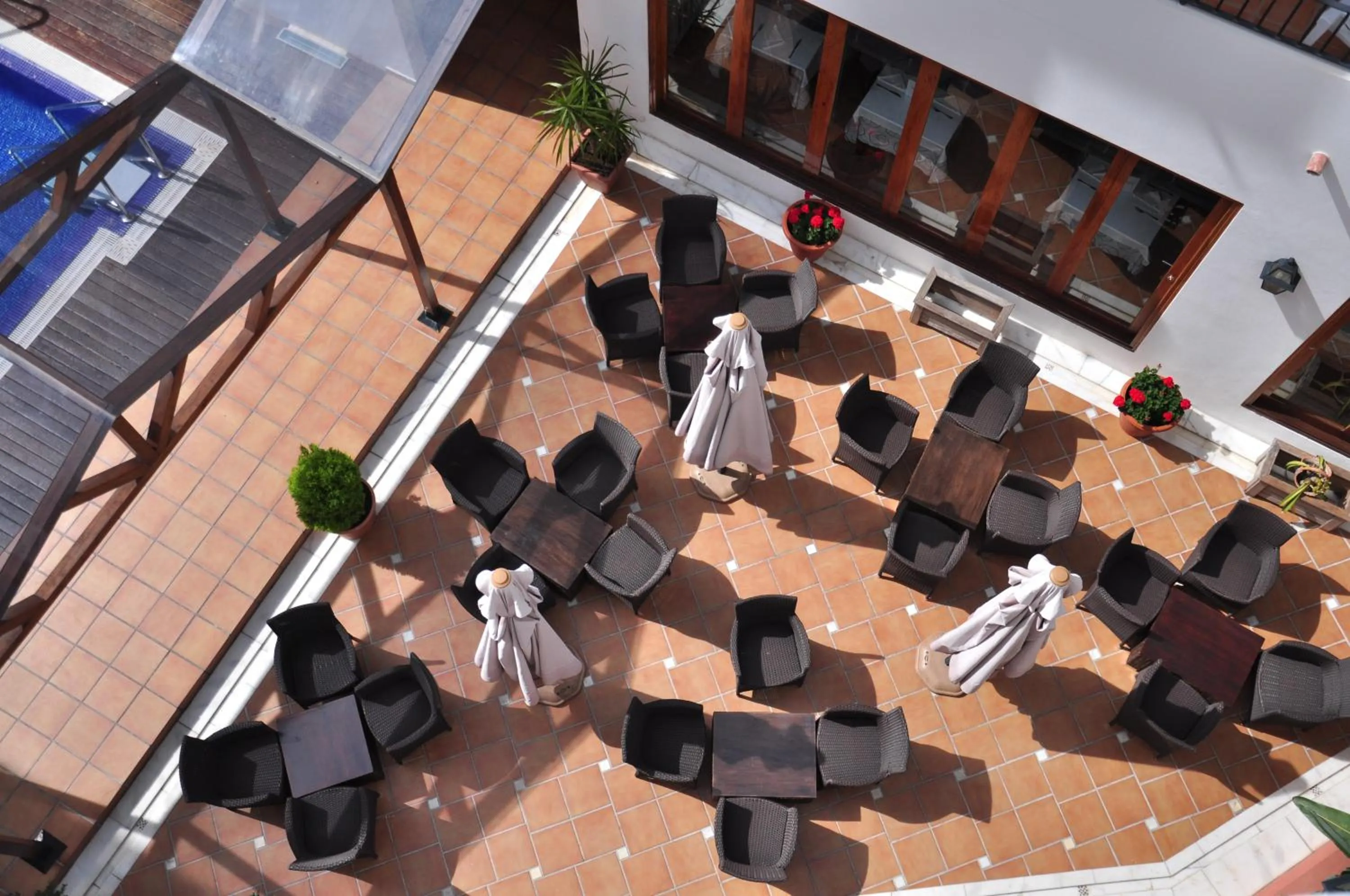 Communal lounge/ TV room in Aparthotel Puerto Mar