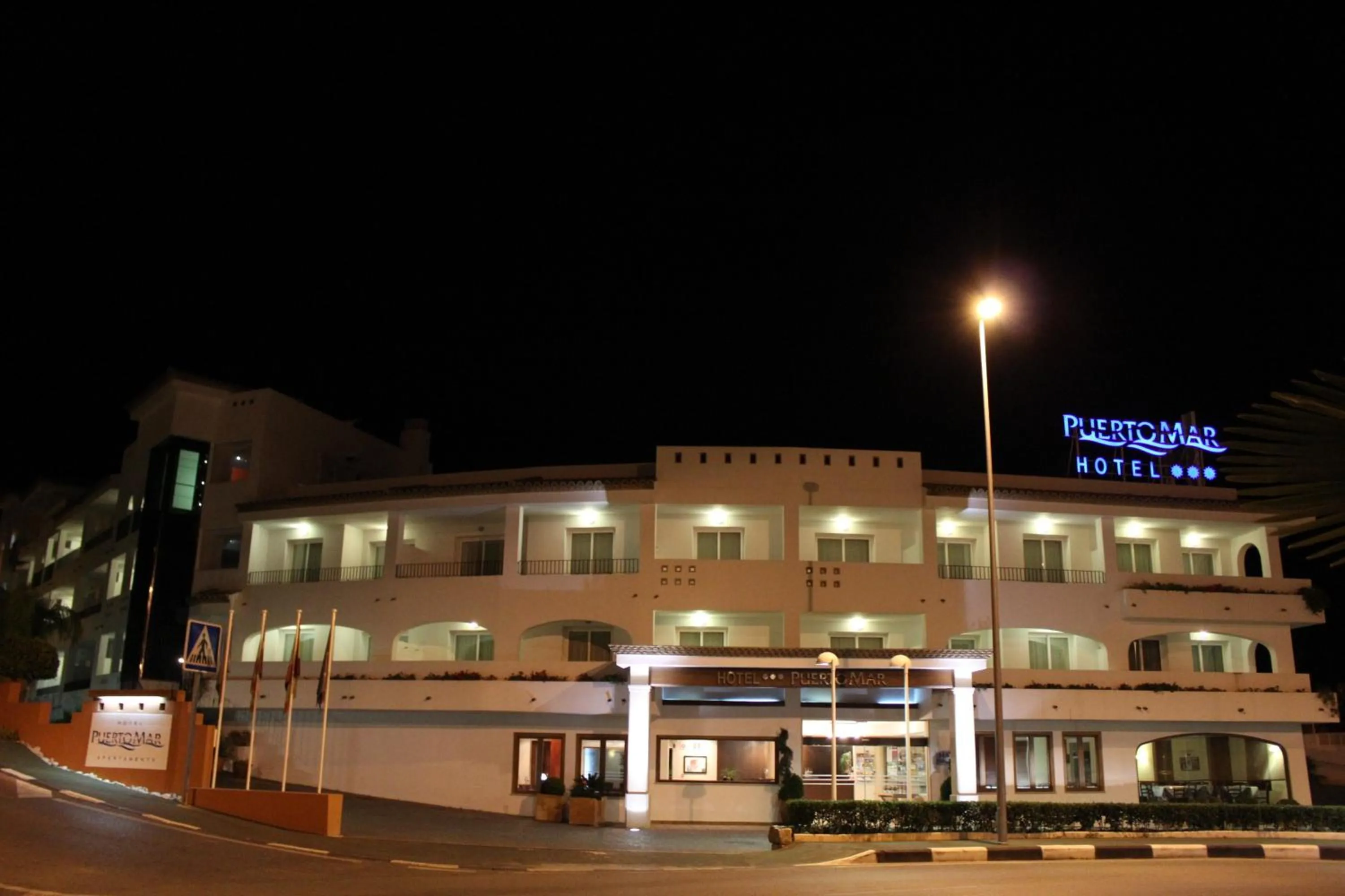 Area and facilities in Aparthotel Puerto Mar