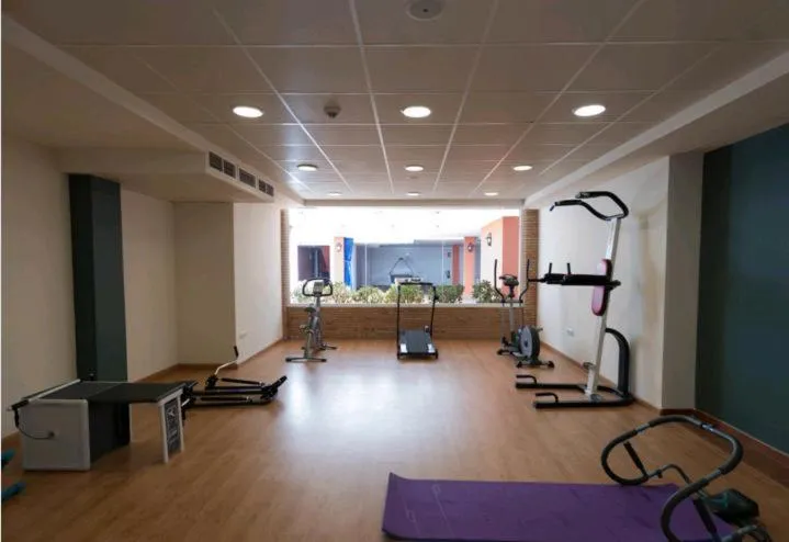 Fitness centre/facilities in Aparthotel Puerto Mar