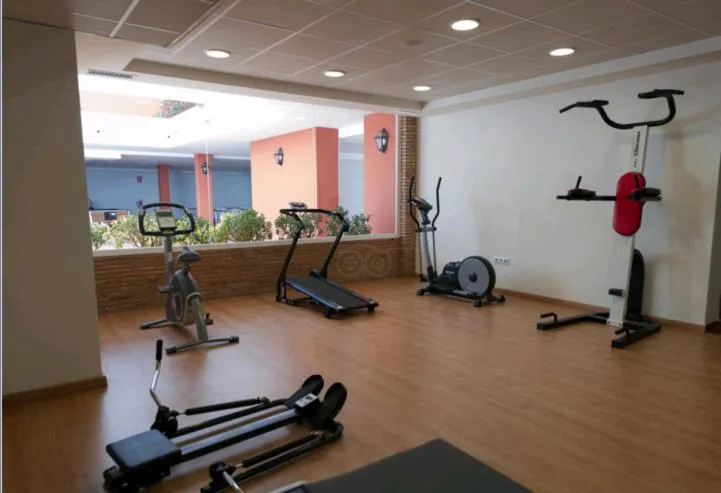Fitness centre/facilities in Aparthotel Puerto Mar
