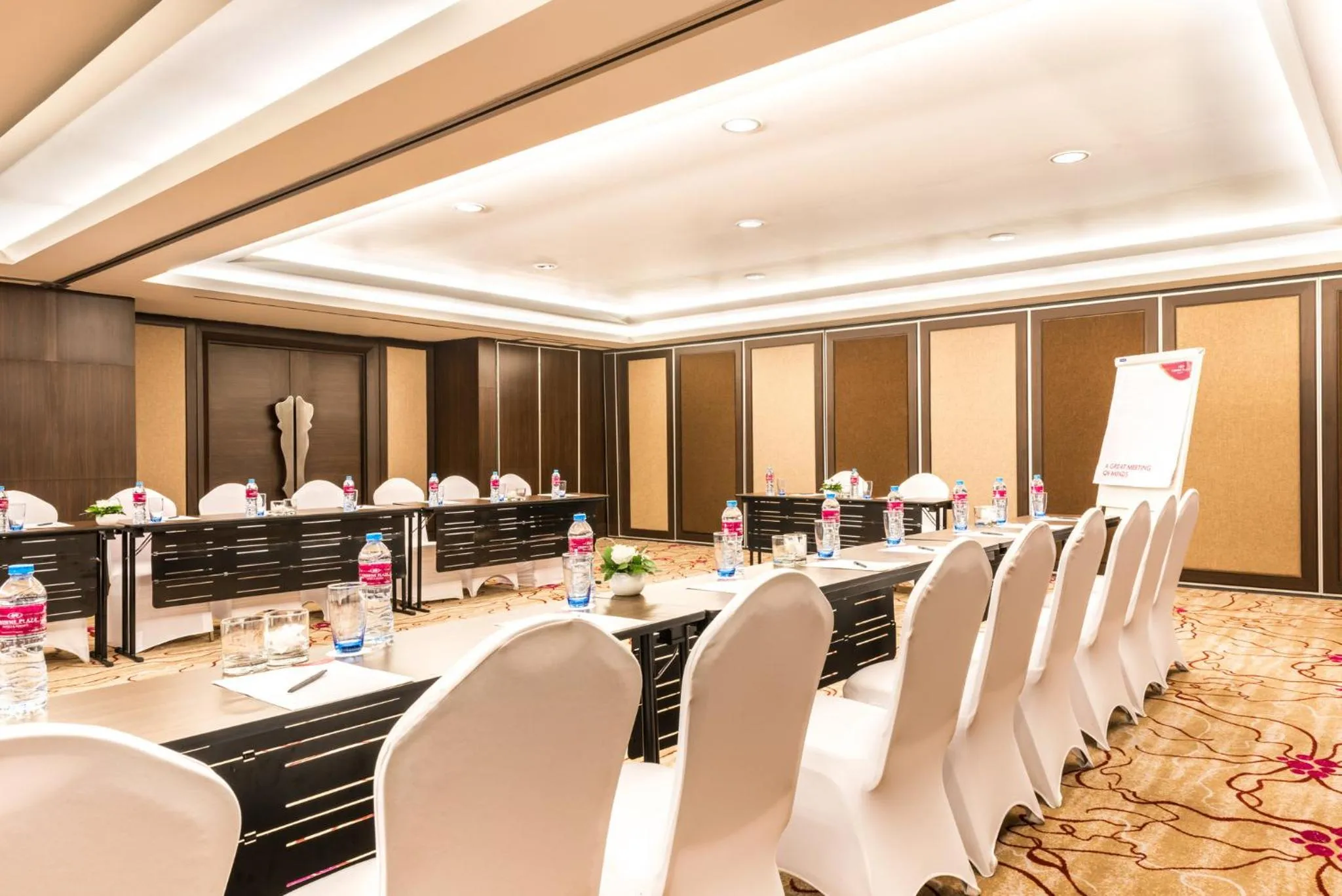 Meeting/conference room in Crowne Plaza Bandung by IHG