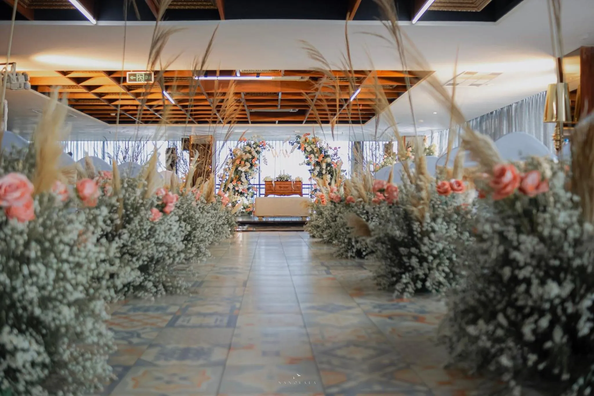 Meeting/conference room in Crowne Plaza Bandung by IHG