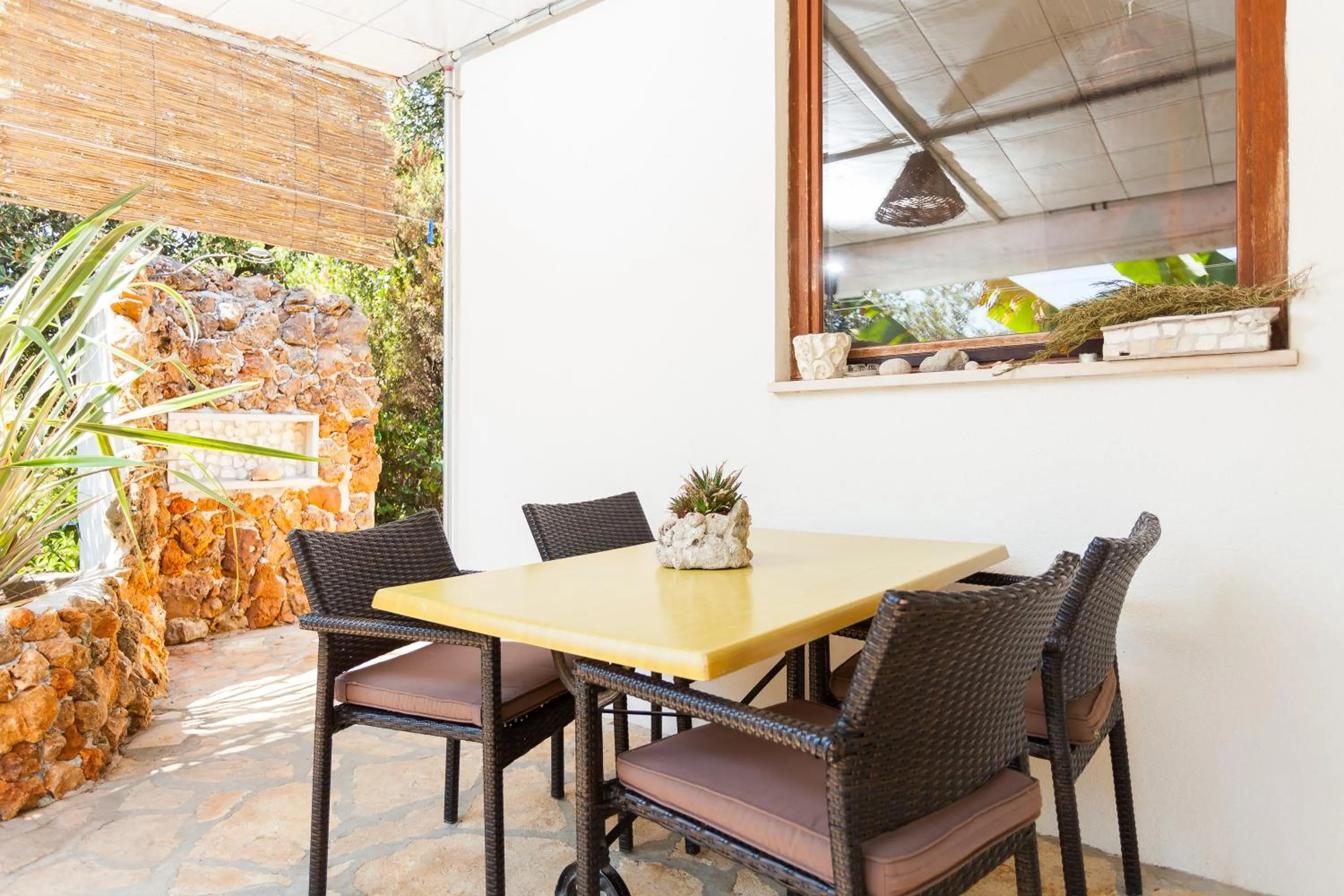 Balcony/Terrace in Relax tiny villas 40 meters of the beach