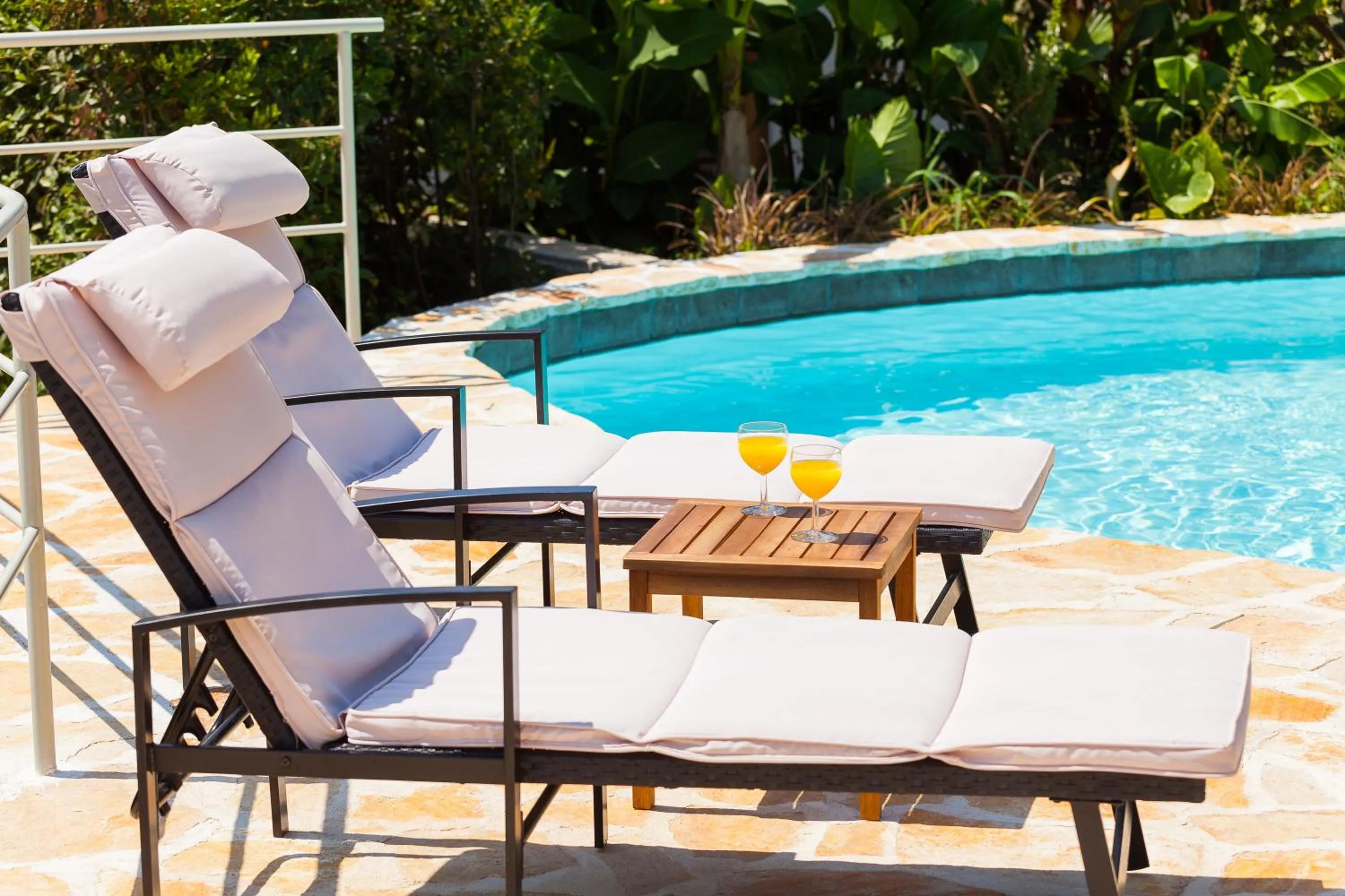 Swimming pool in Relax tiny villas 40 meters of the beach