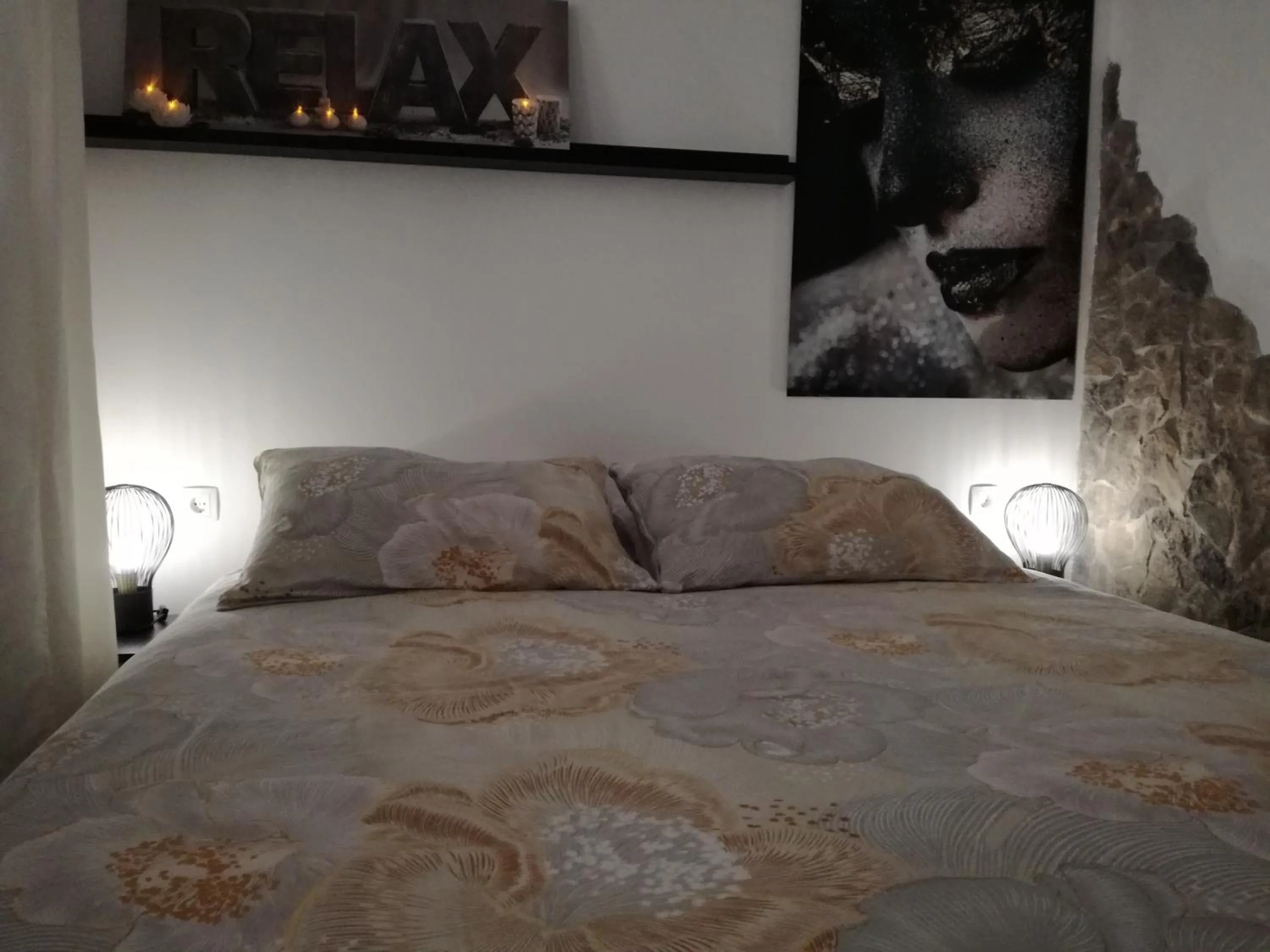 Bed in Relax tiny villas 40 meters of the beach