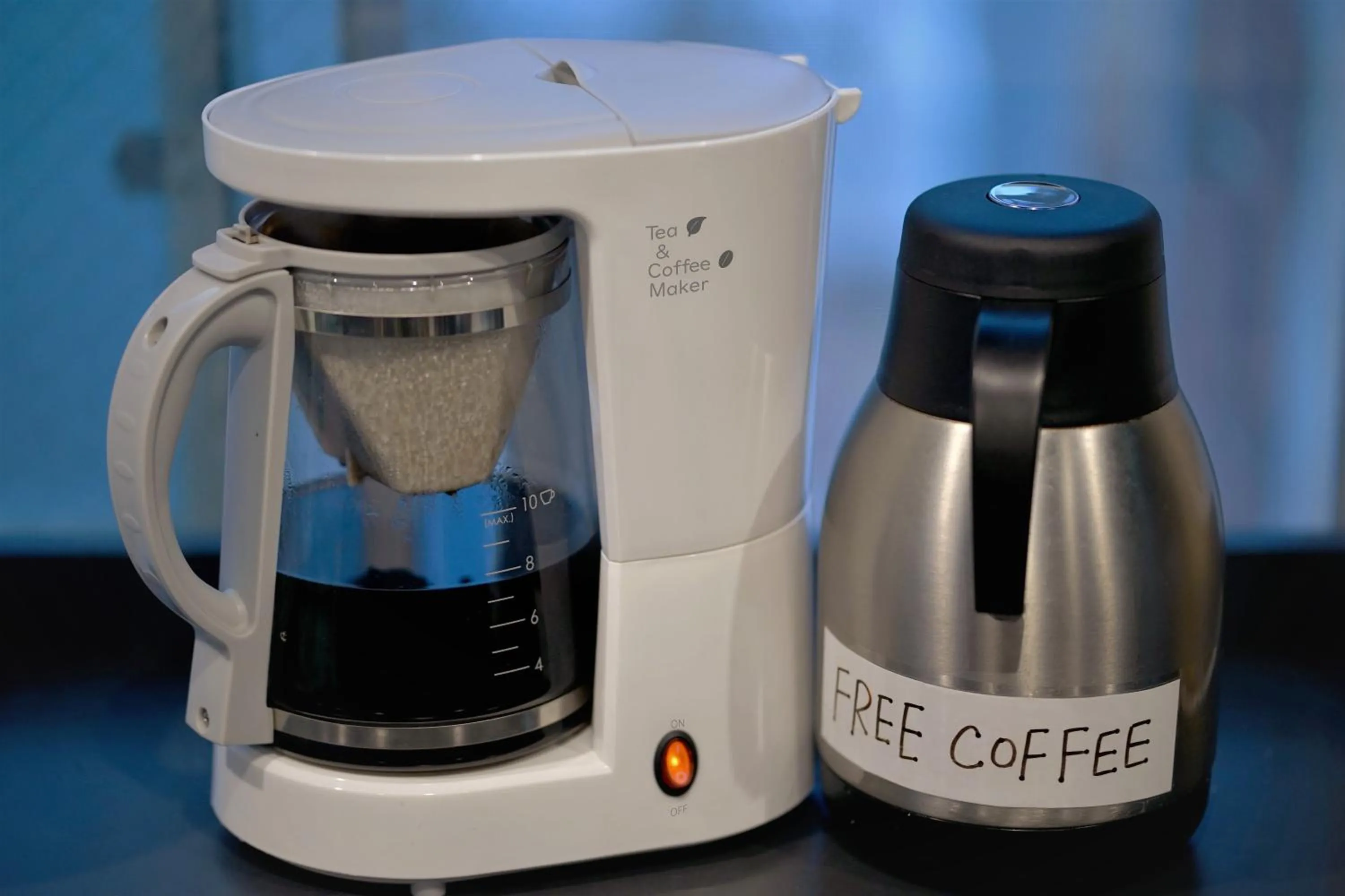 Coffee/tea facilities in Santiago Guesthouse Hiroshima