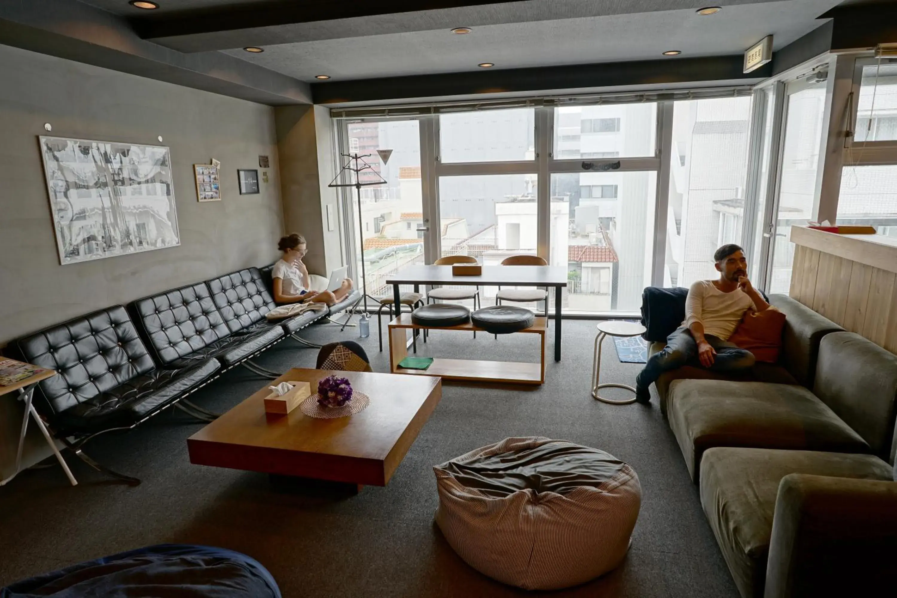 Living room in Santiago Guesthouse Hiroshima Living room in Santiago Guesthouse Hiroshima