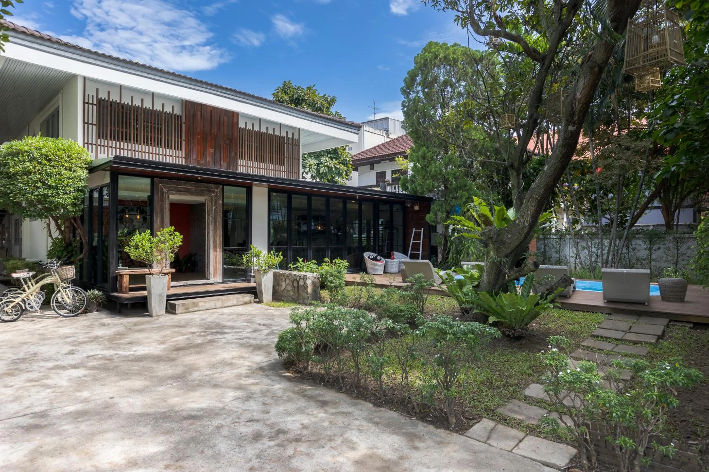 Property building in Private Pool Villa 88 Nimman Chiangmai