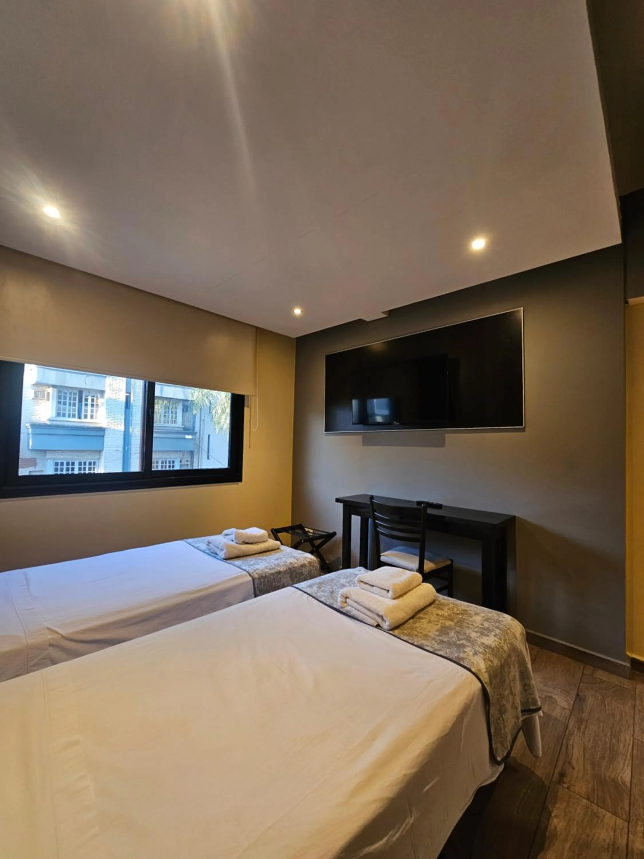 Bed in Hotel Grand Lago