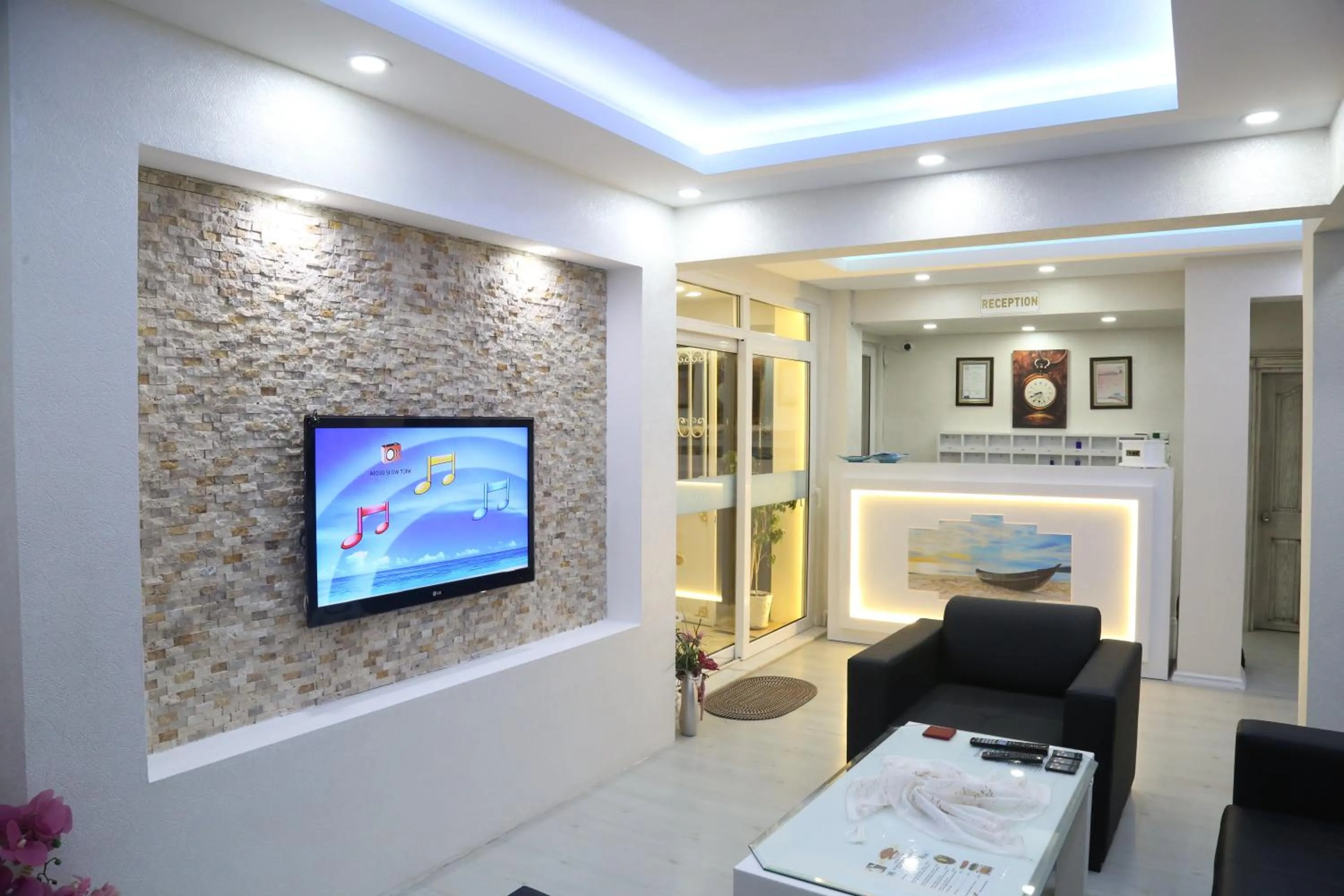 Konyaaltı HOTEL