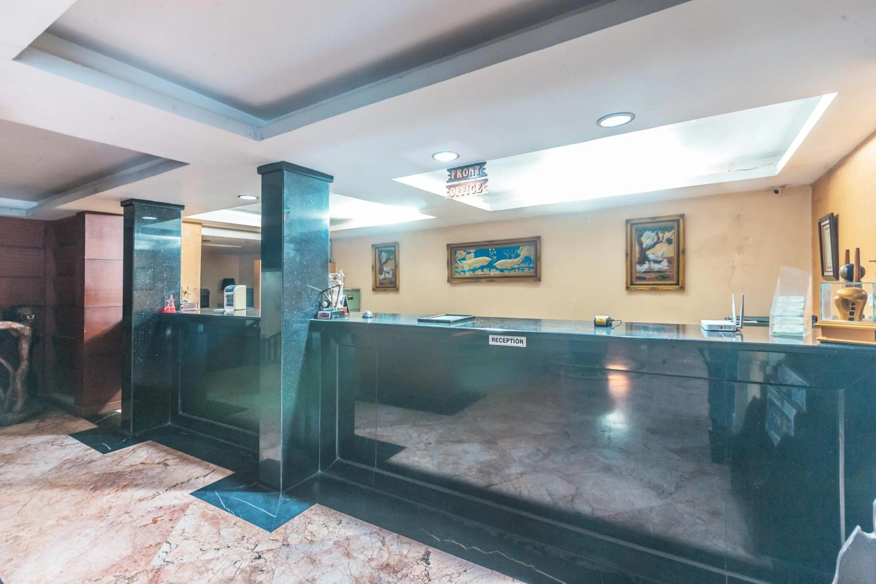 Lobby or reception in OYO 94759 Hotel Taman Cibinong