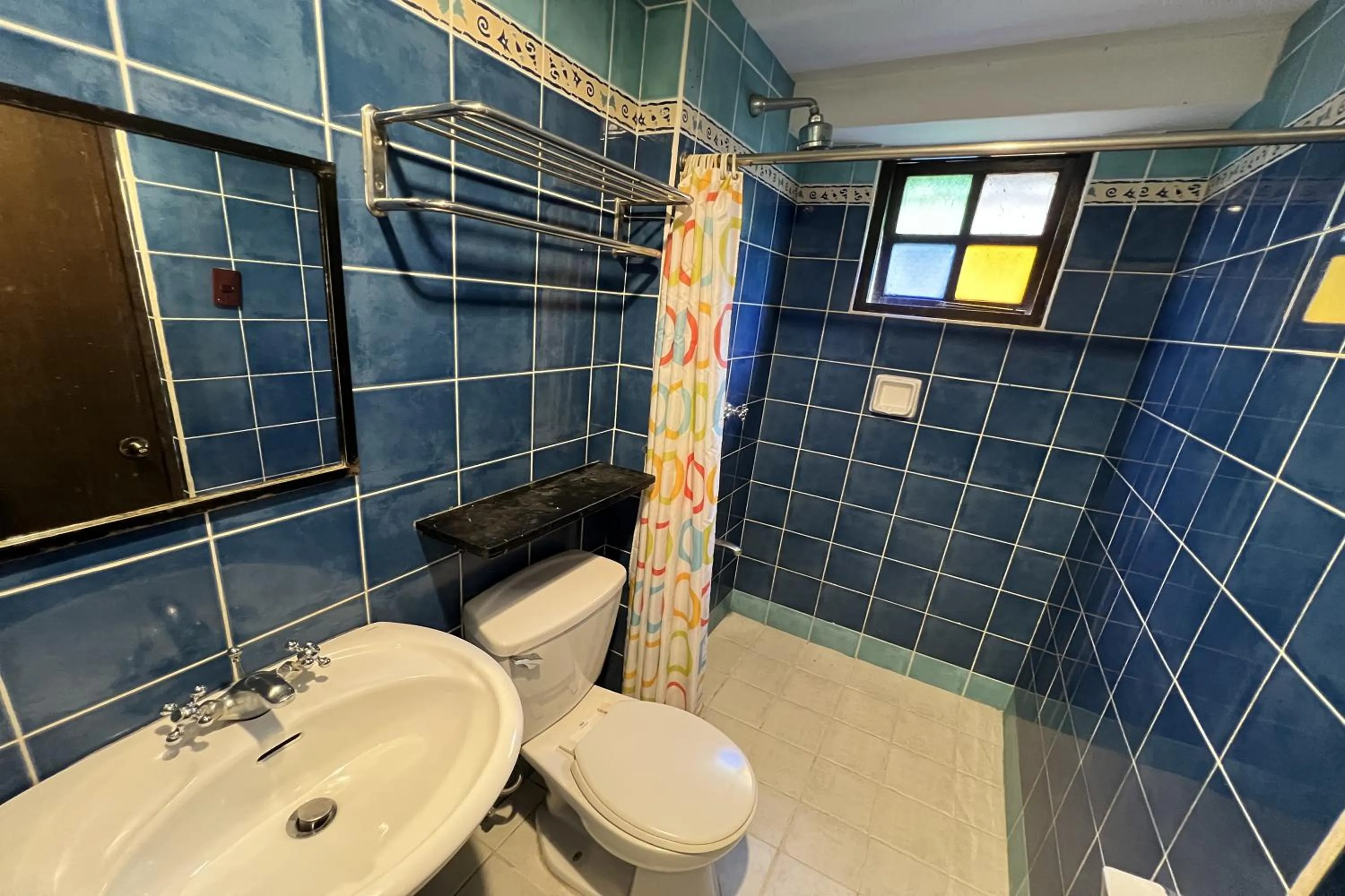 Bathroom in Bangera Inn