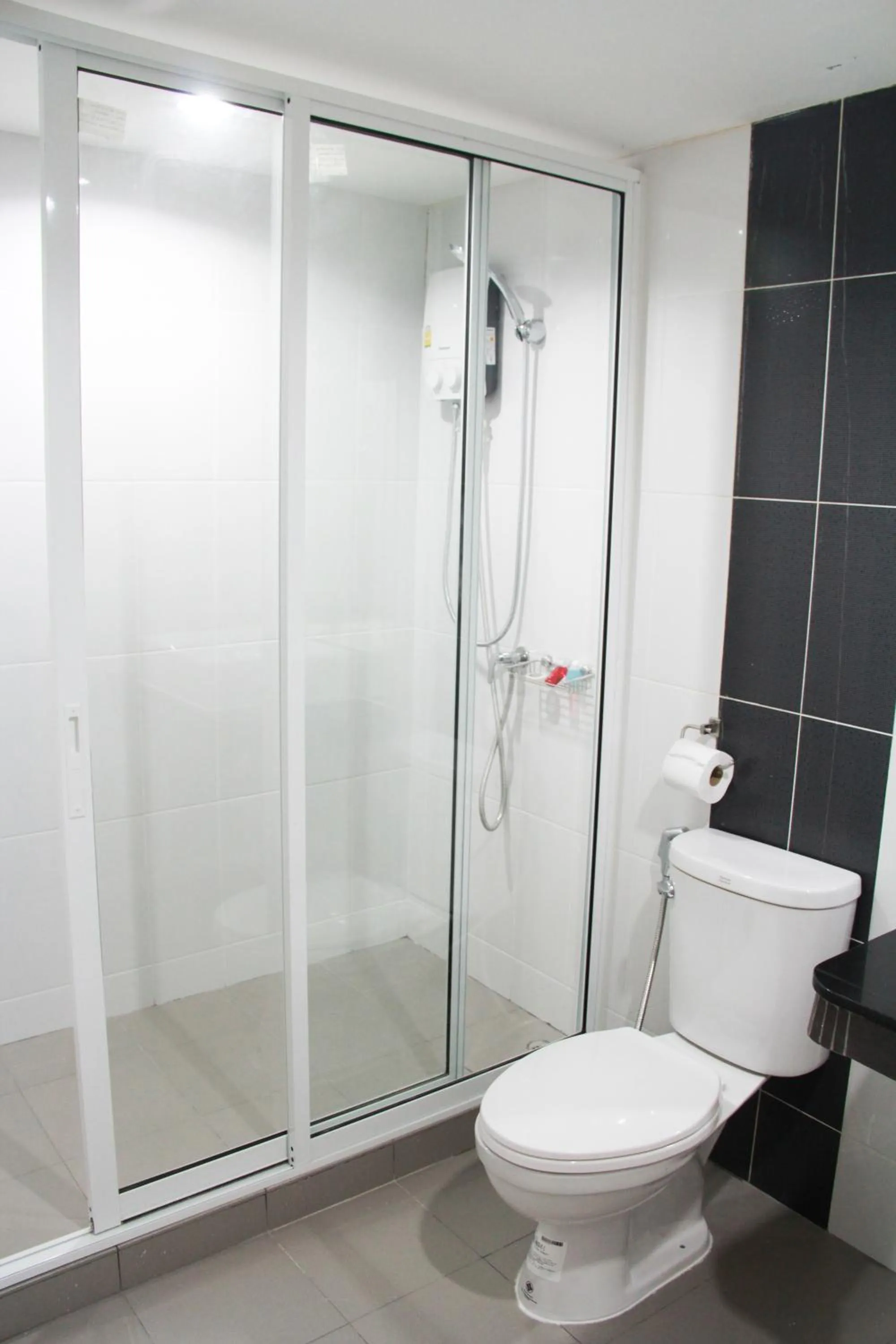 Bathroom in La Porte Hotel Bangkok