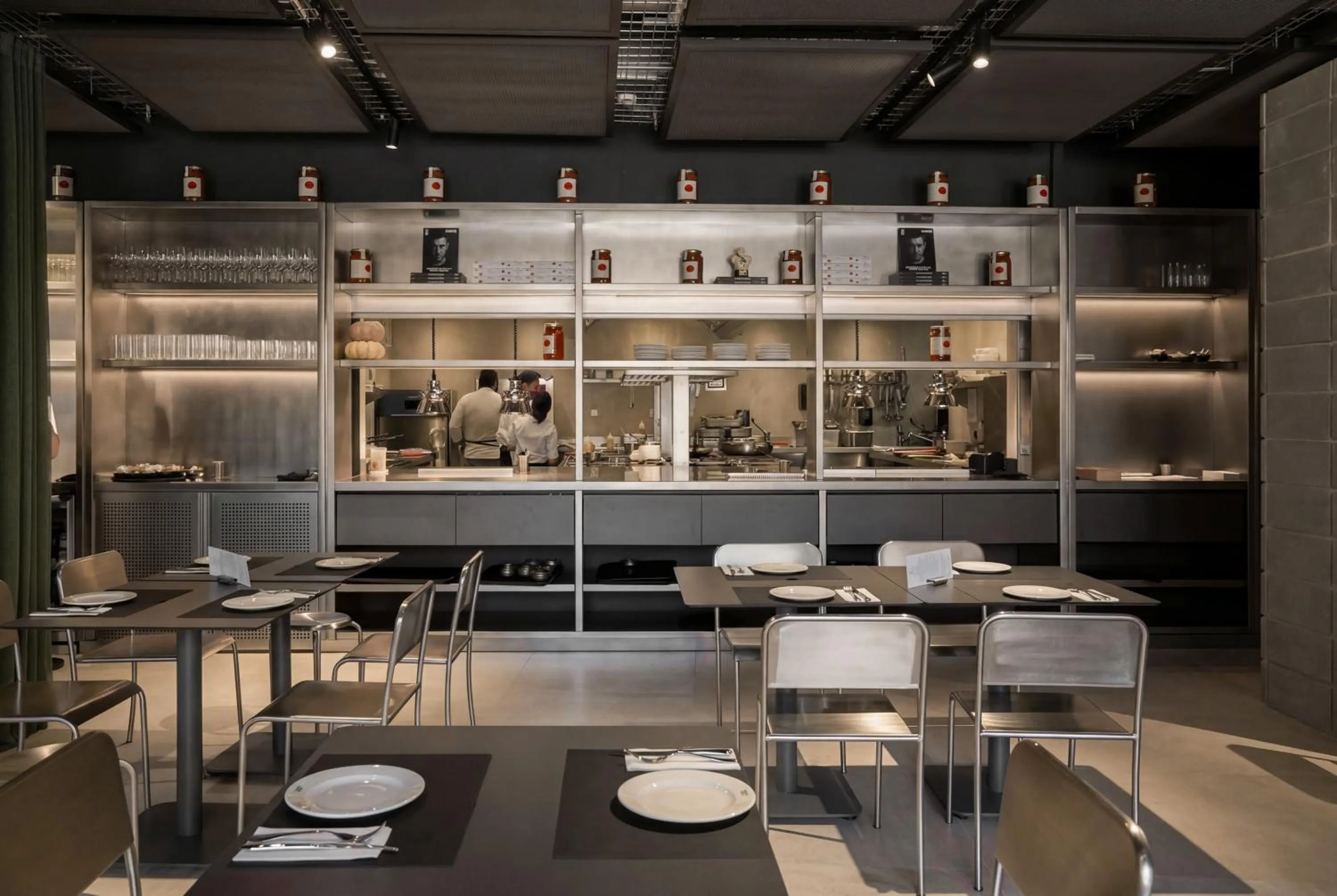 Restaurant/places to eat in Kora Lluna