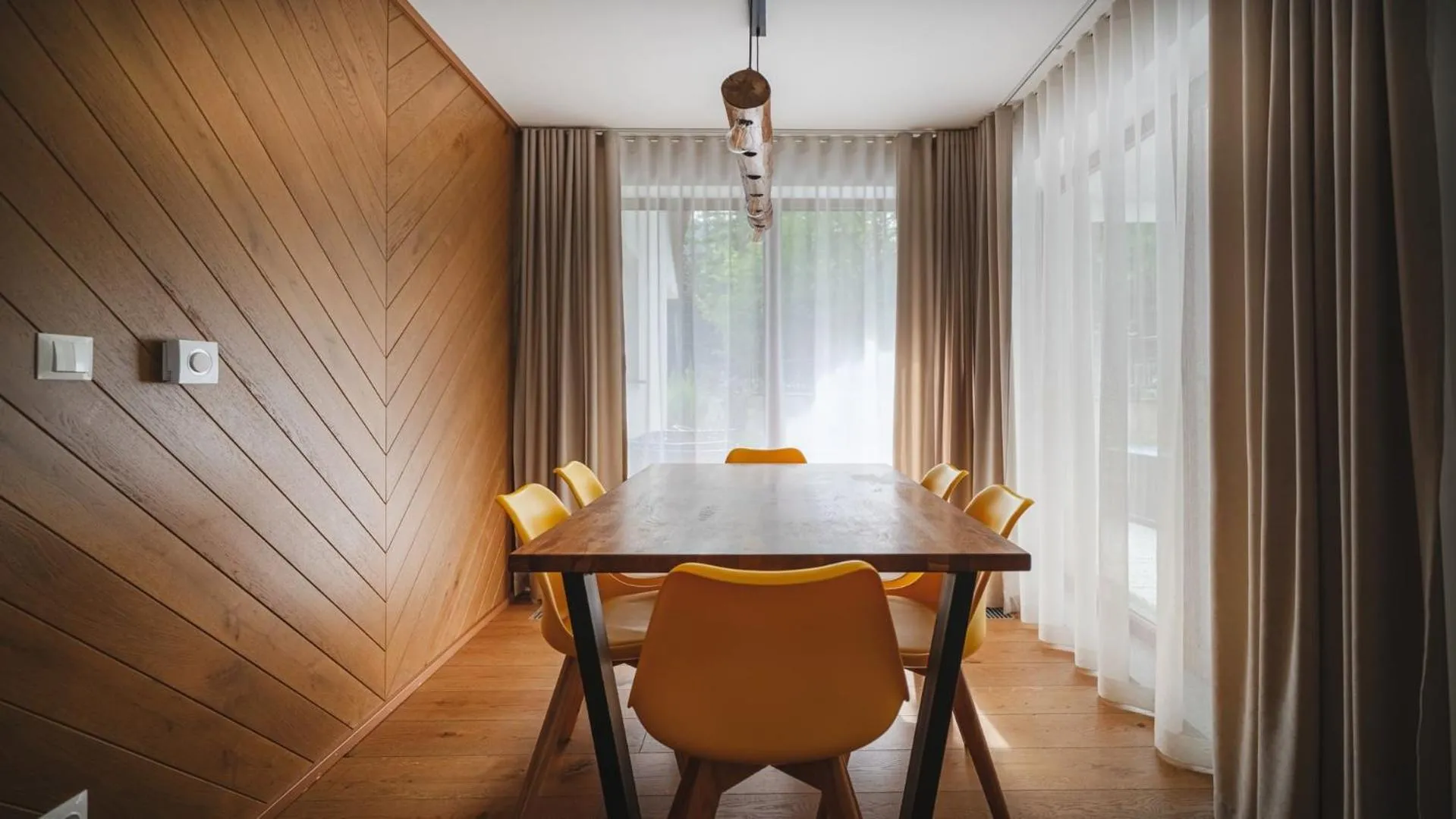 Dining area in Bogdańskiego Residence, Sun & Snow
