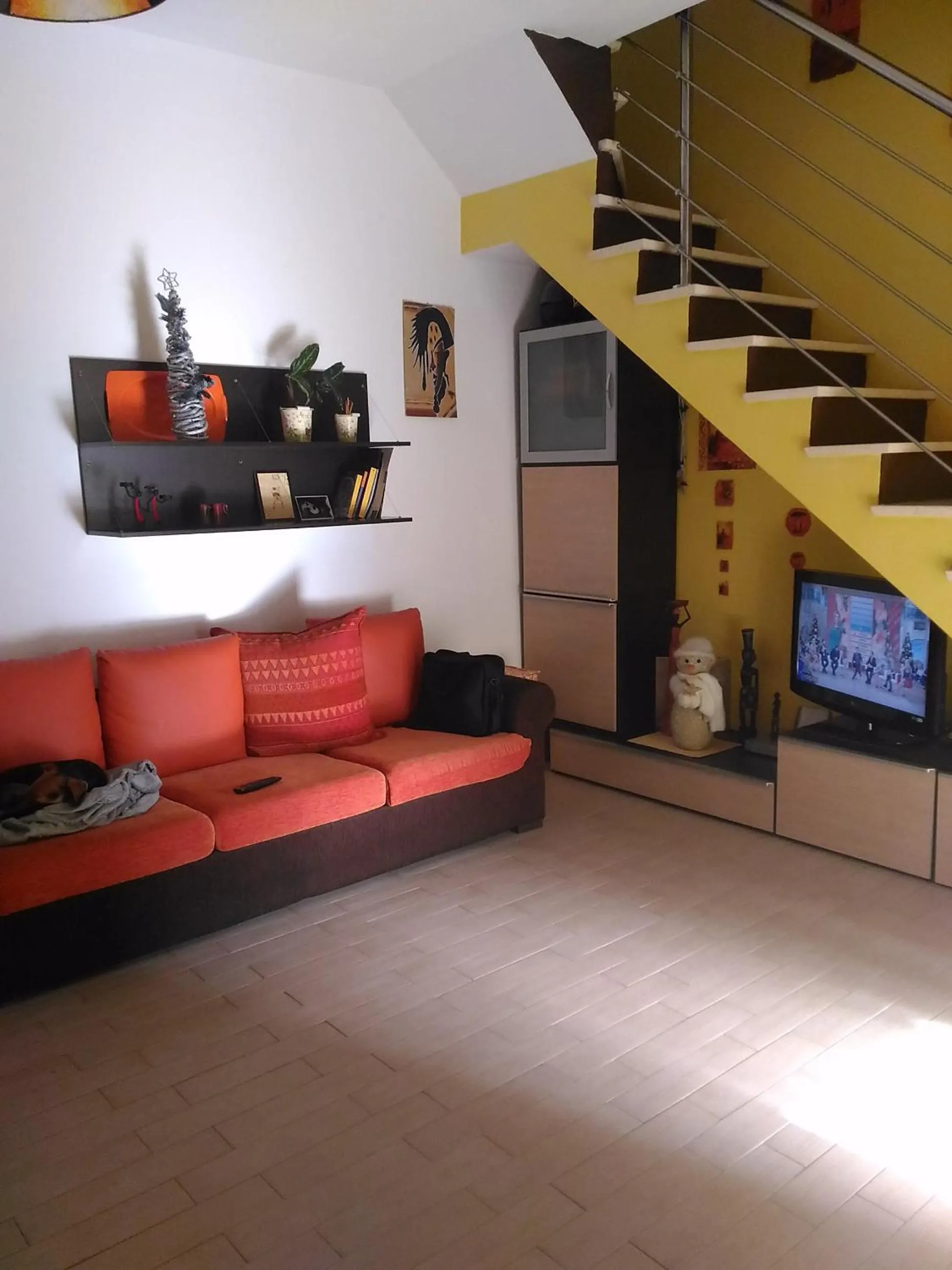 Communal lounge/ TV room in B&B Annalu'