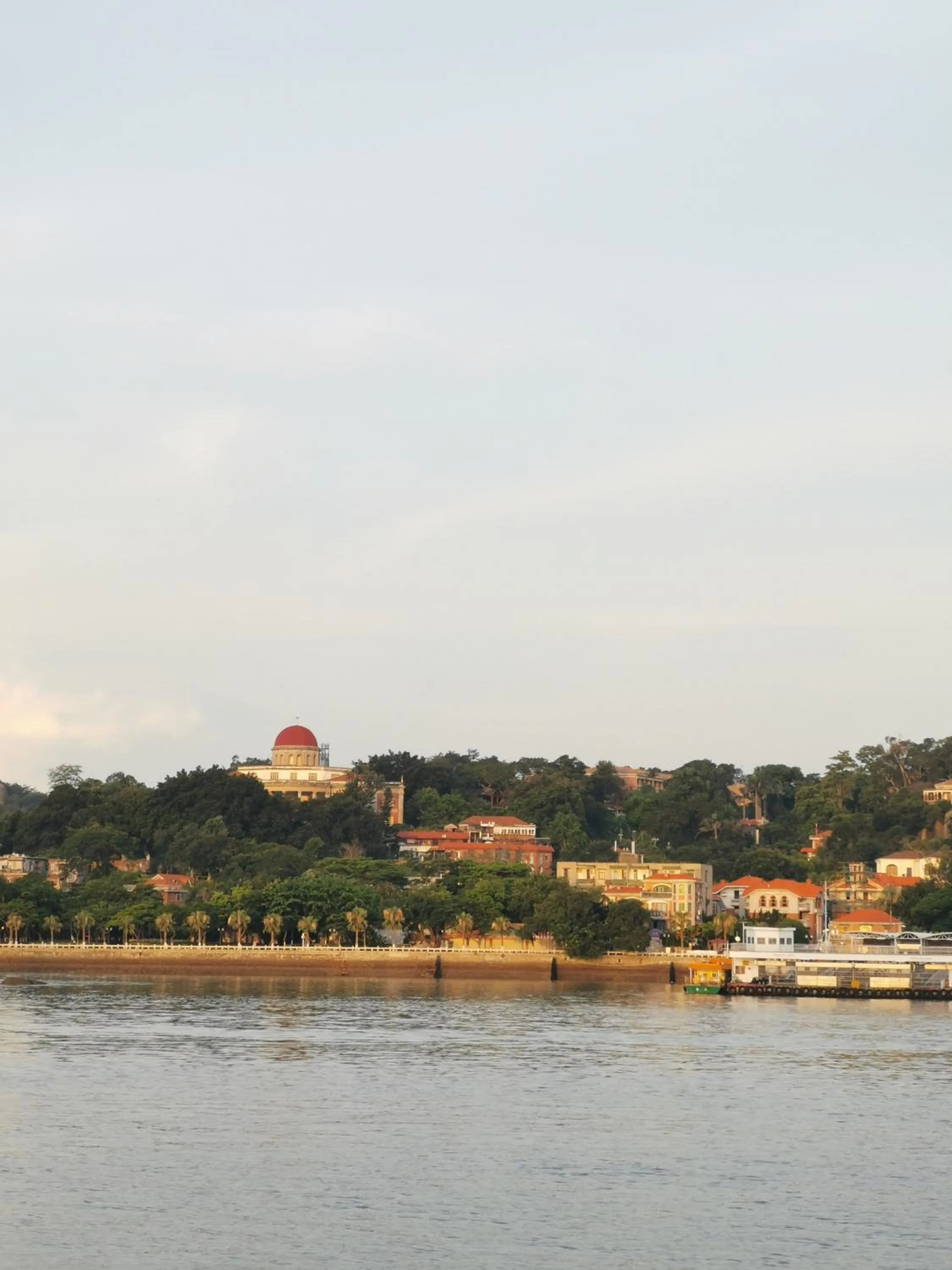 Day in LeeManorHotle