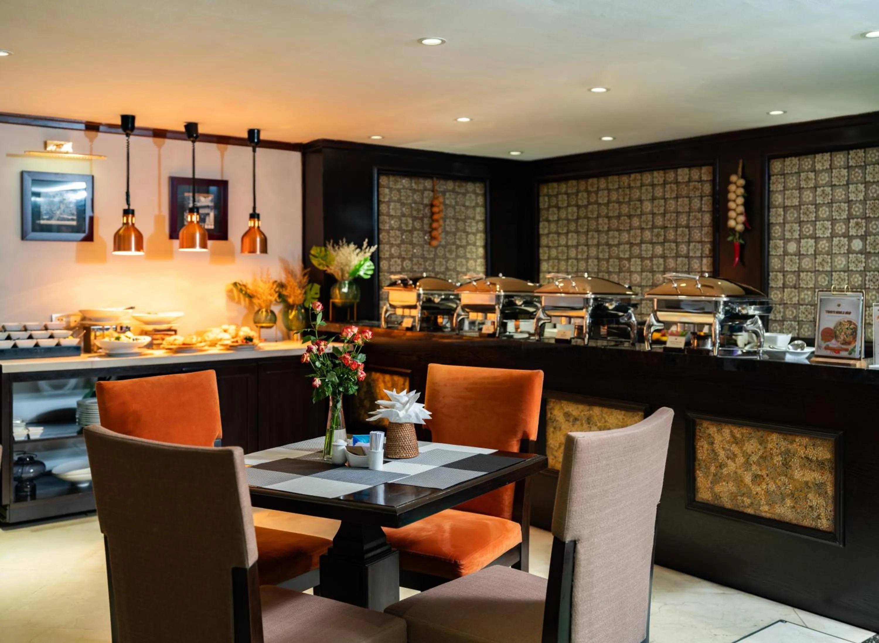 Restaurant/places to eat in Hanoi Solis Hotel