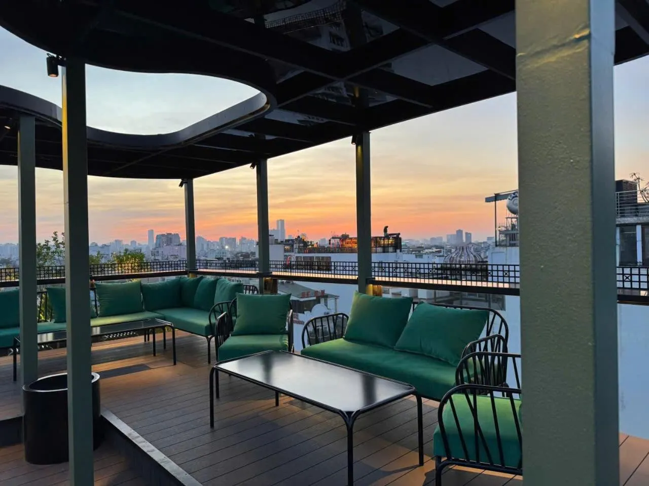 Patio in Hanoi Solis Hotel