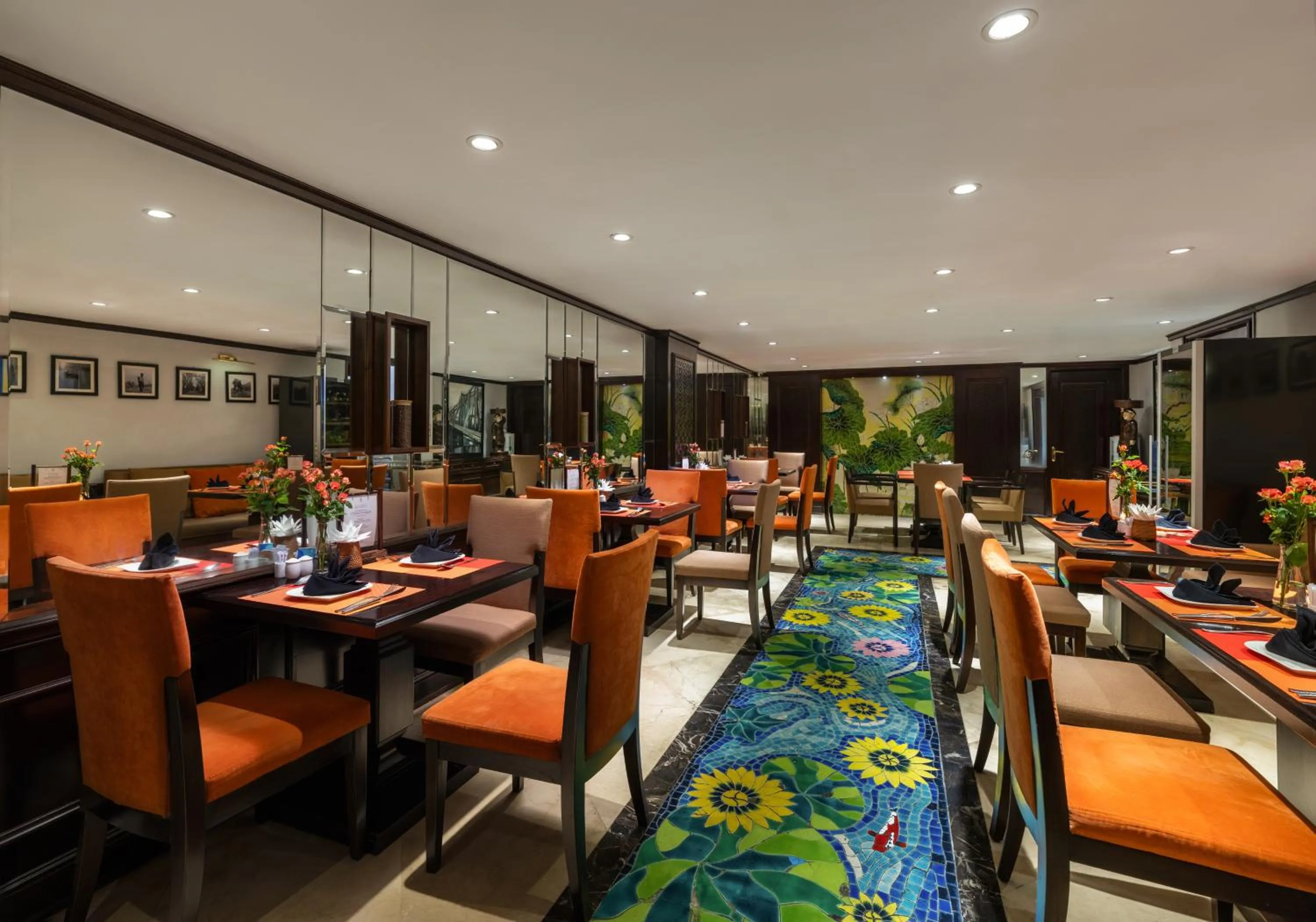 Restaurant/places to eat in Hanoi Solis Hotel