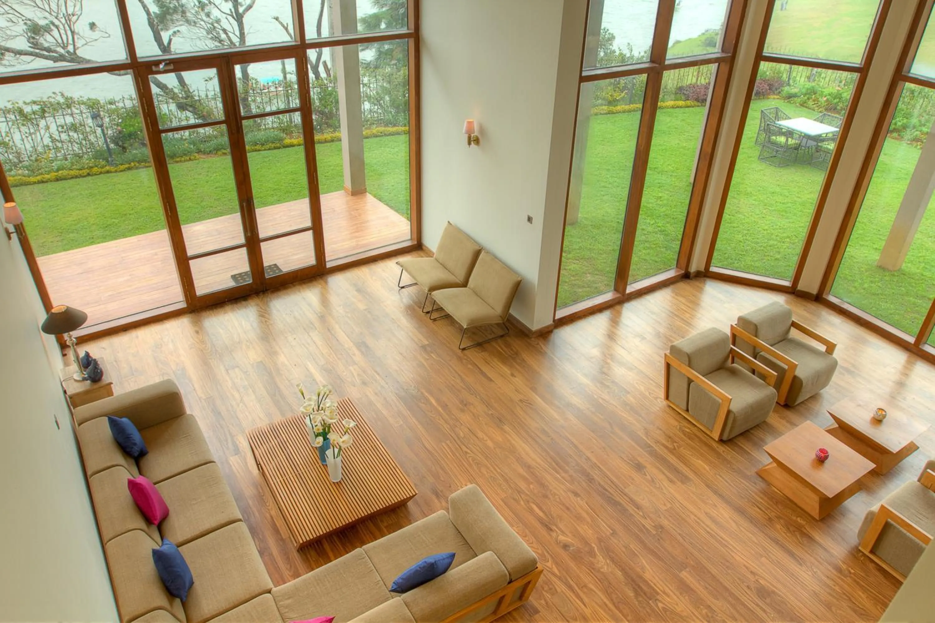 Area and facilities in Tea Plant Nuwara Eliya