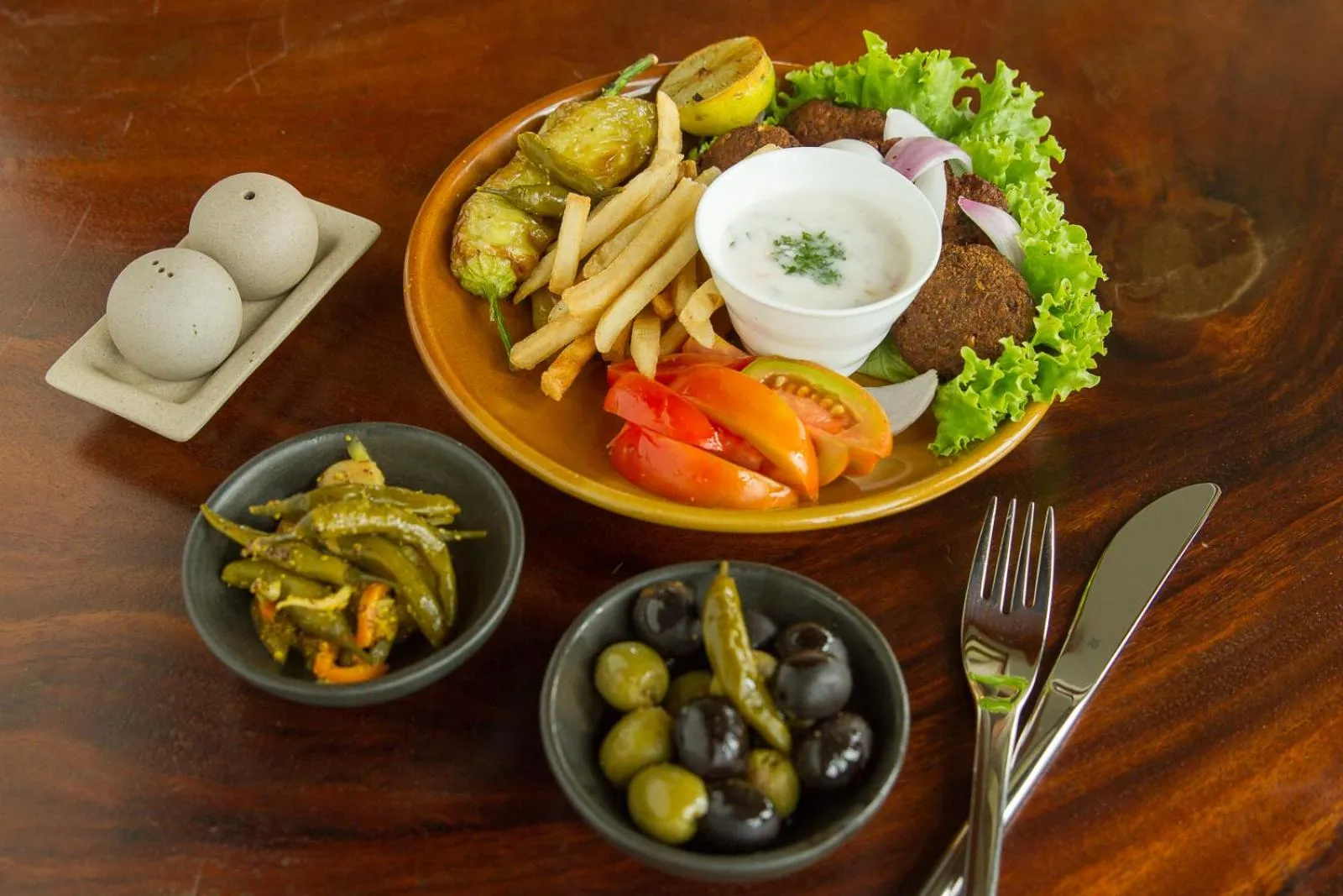 Breakfast in Tea Plant Nuwara Eliya