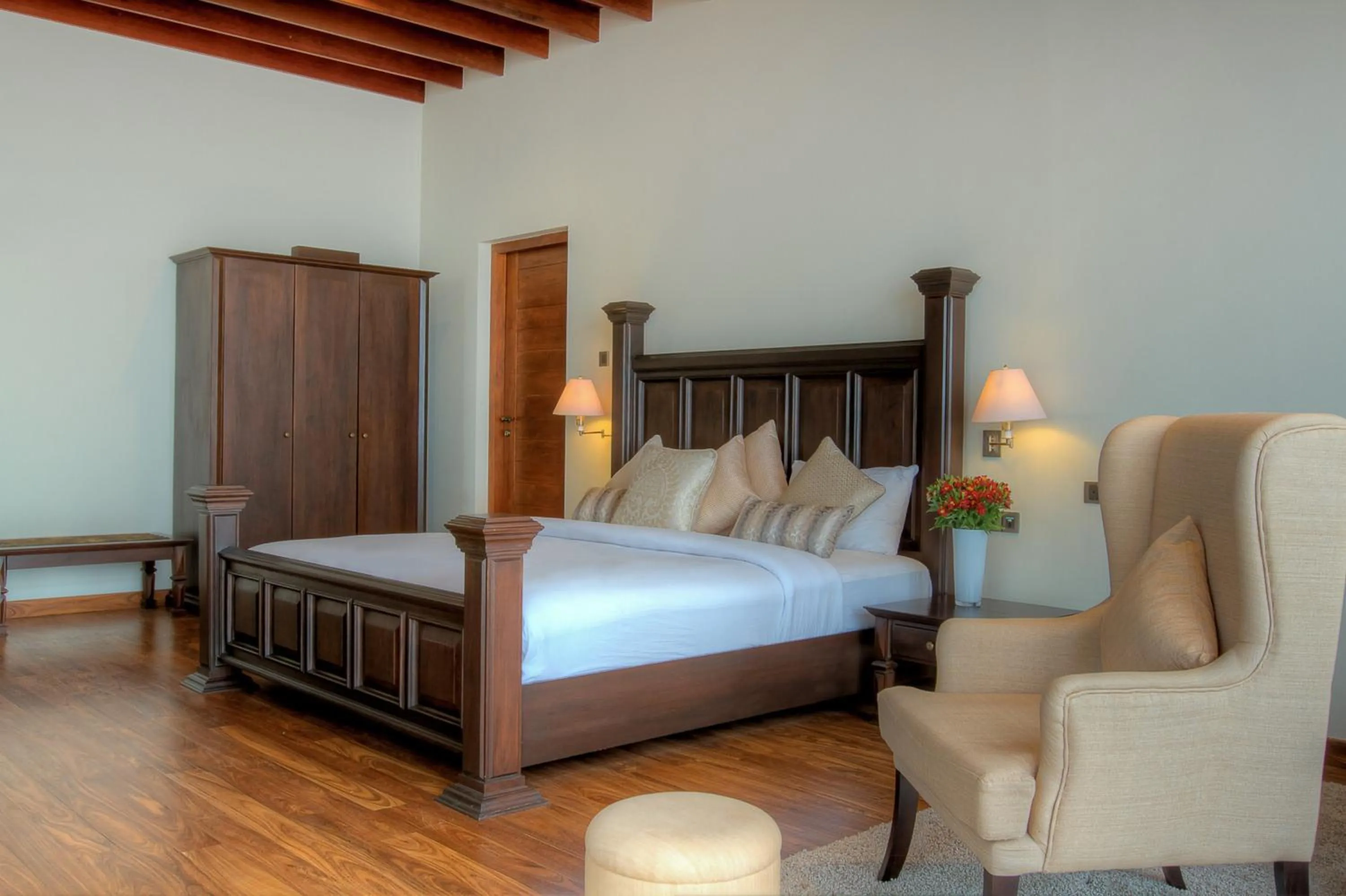 Bed in Tea Plant Nuwara Eliya