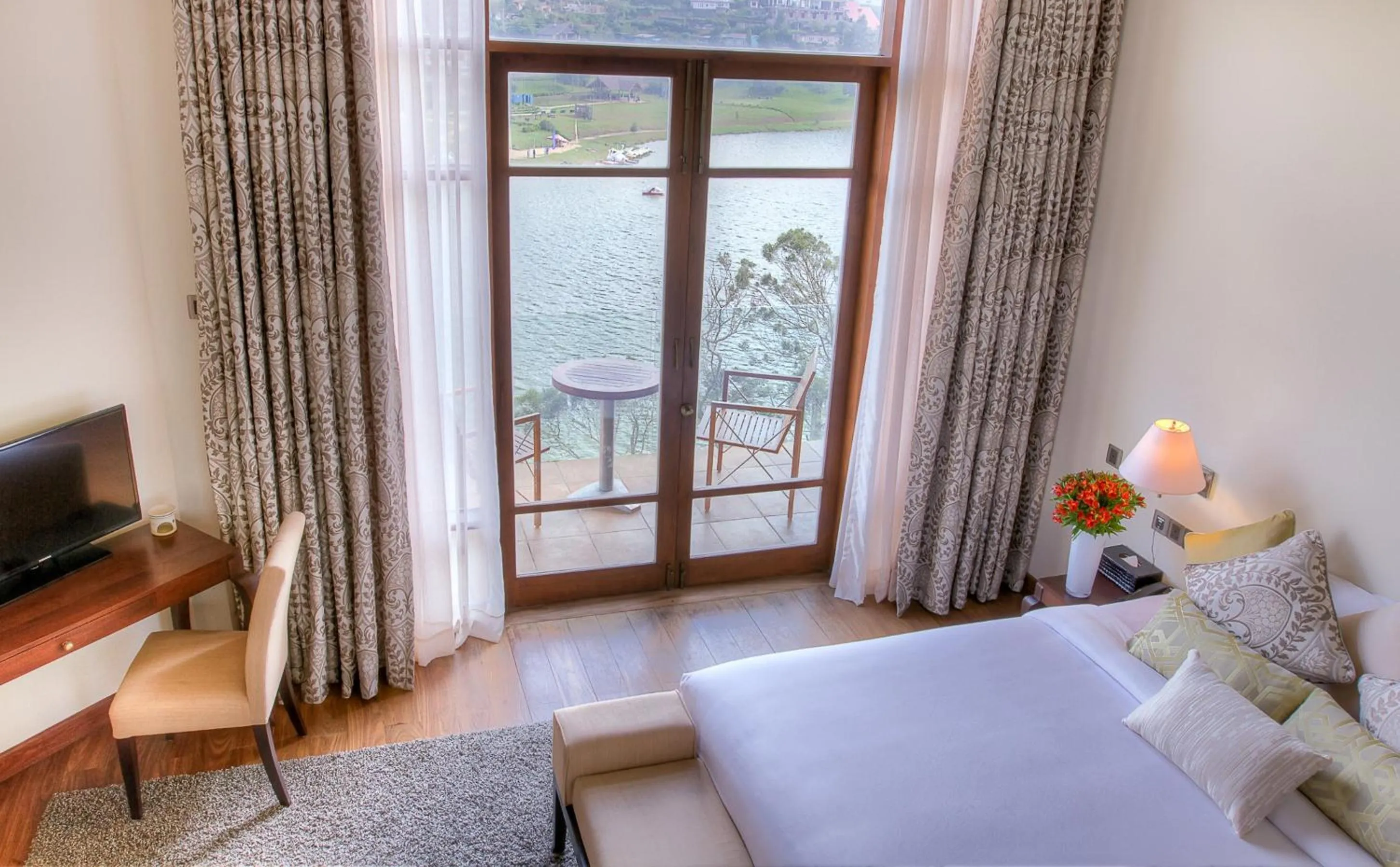 River view, Bed in Tea Plant Nuwara Eliya