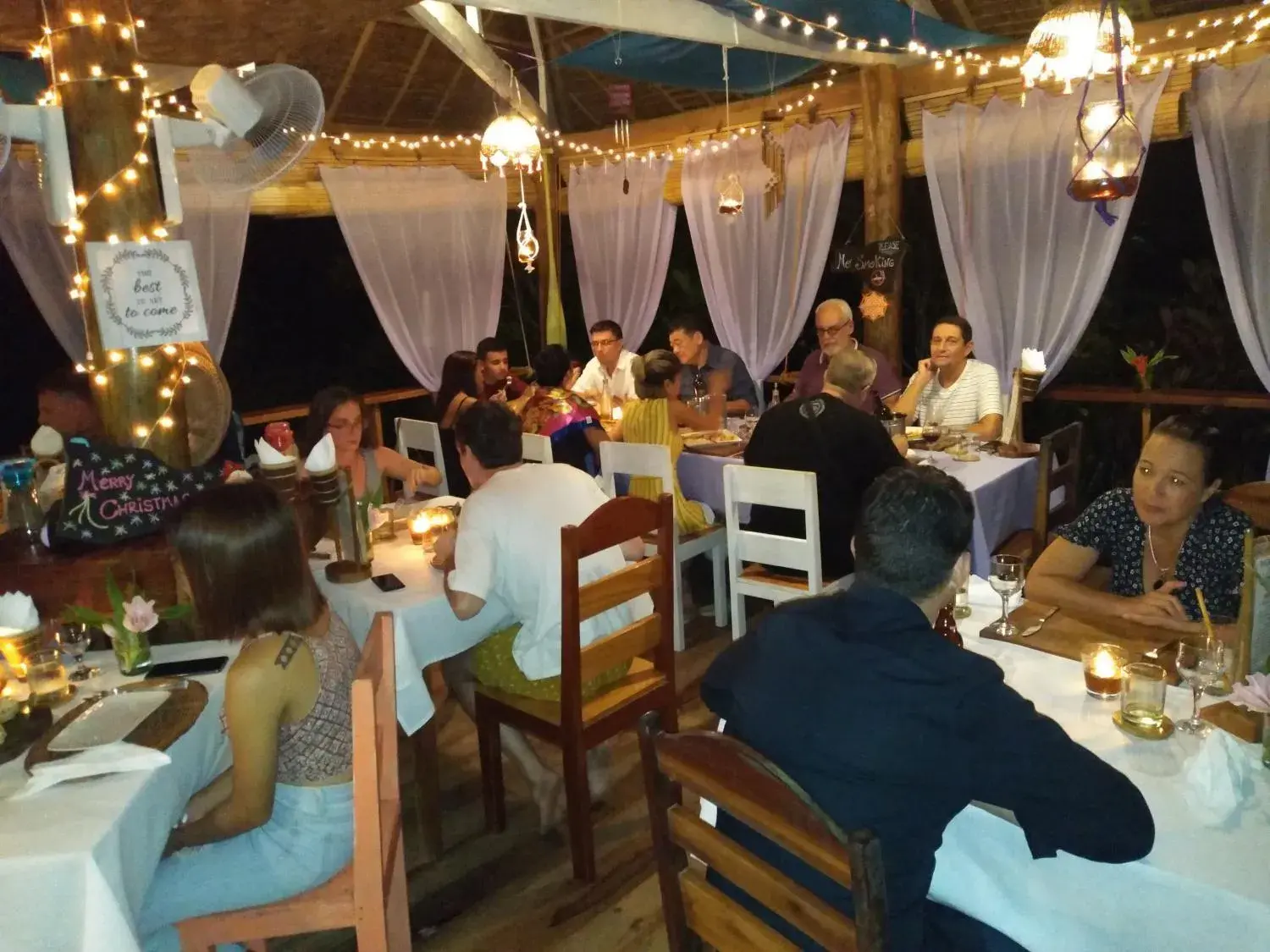 Restaurant/places to eat in Nypa Style Resort Camiguin Restaurant/places to eat in Nypa Style Resort Camiguin