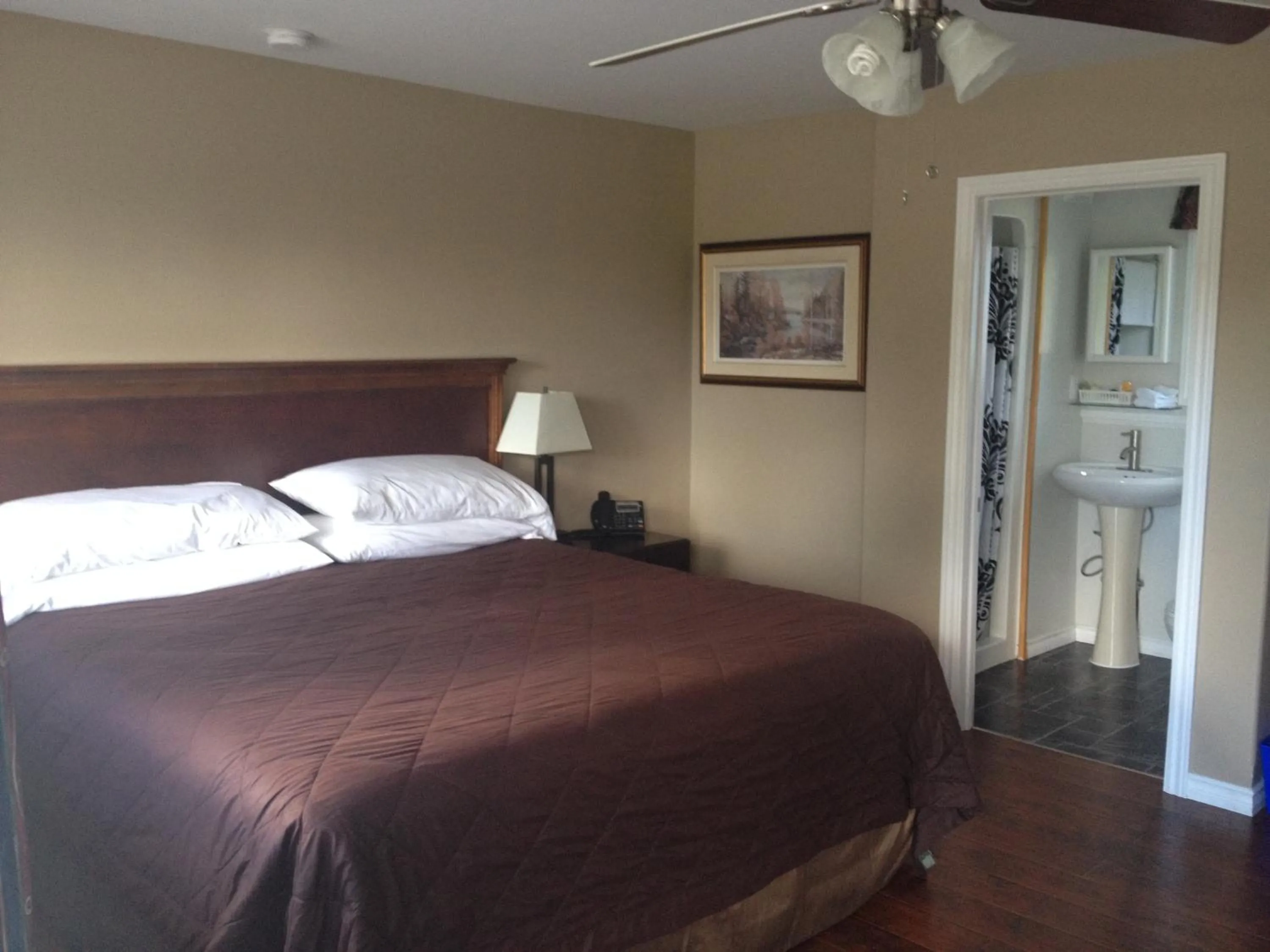 Bed in My Friends Inn Manitoulin