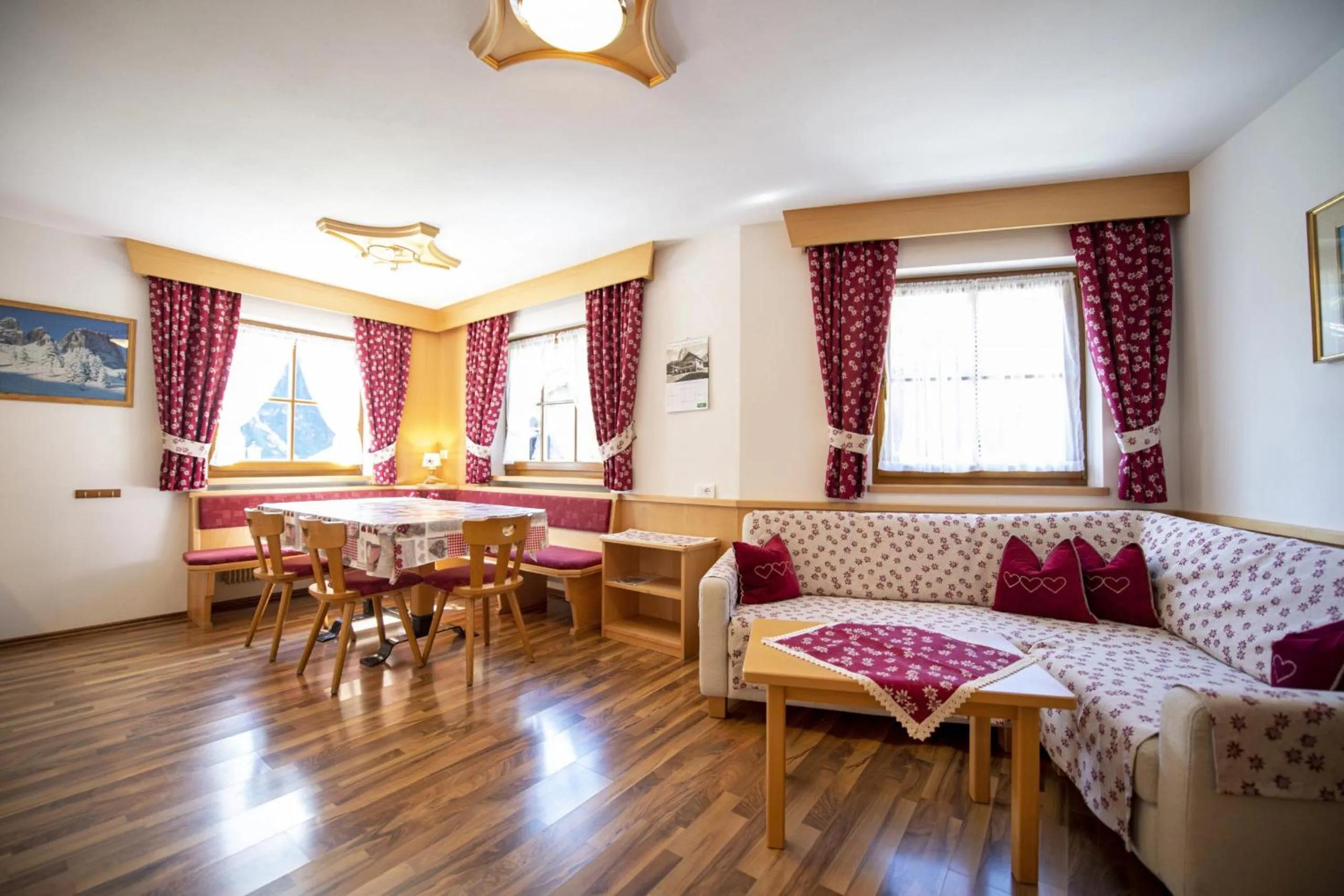 Apartments Miara