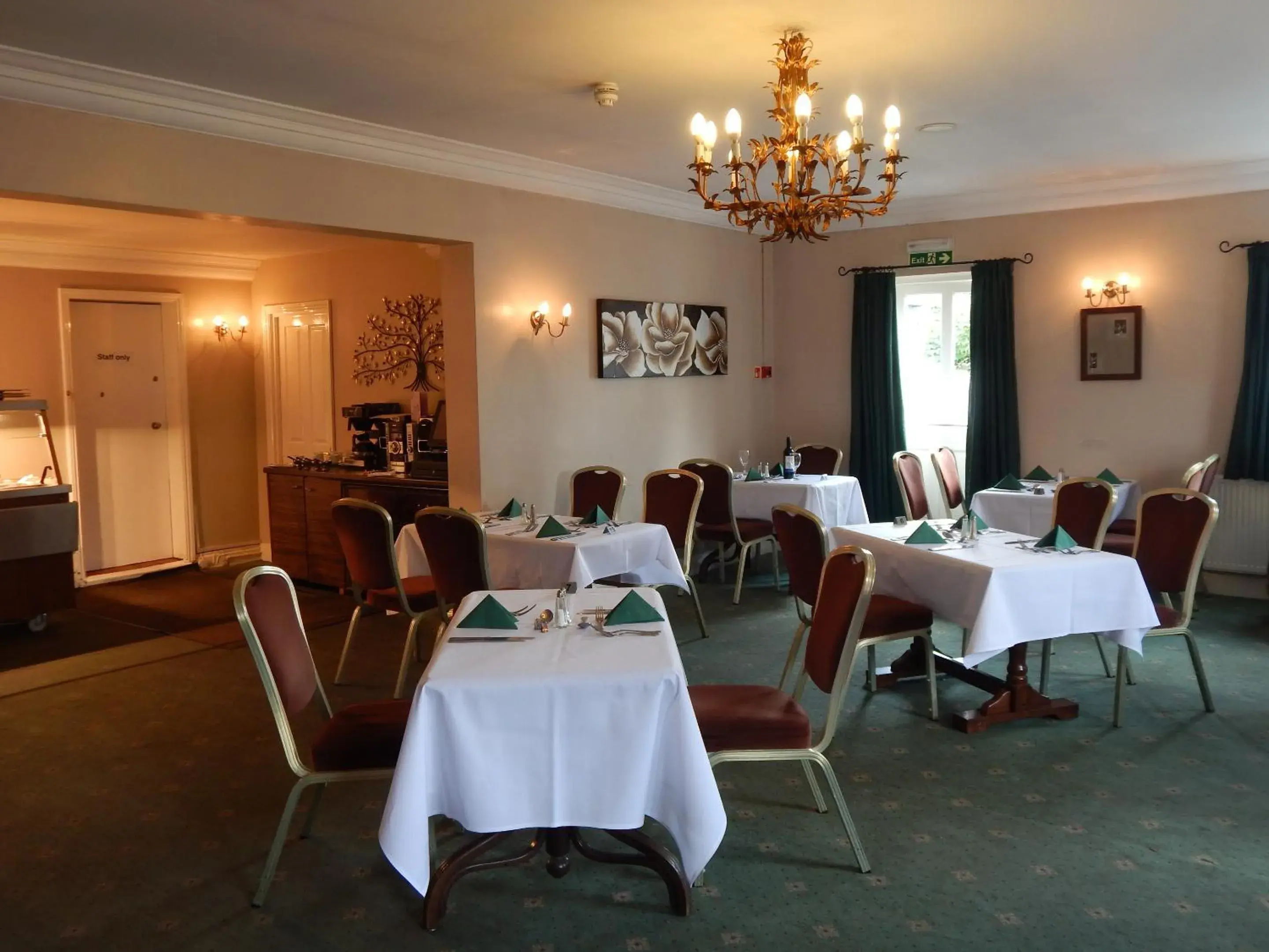 Dining area in Falcon Hotel Dining area in Falcon Hotel