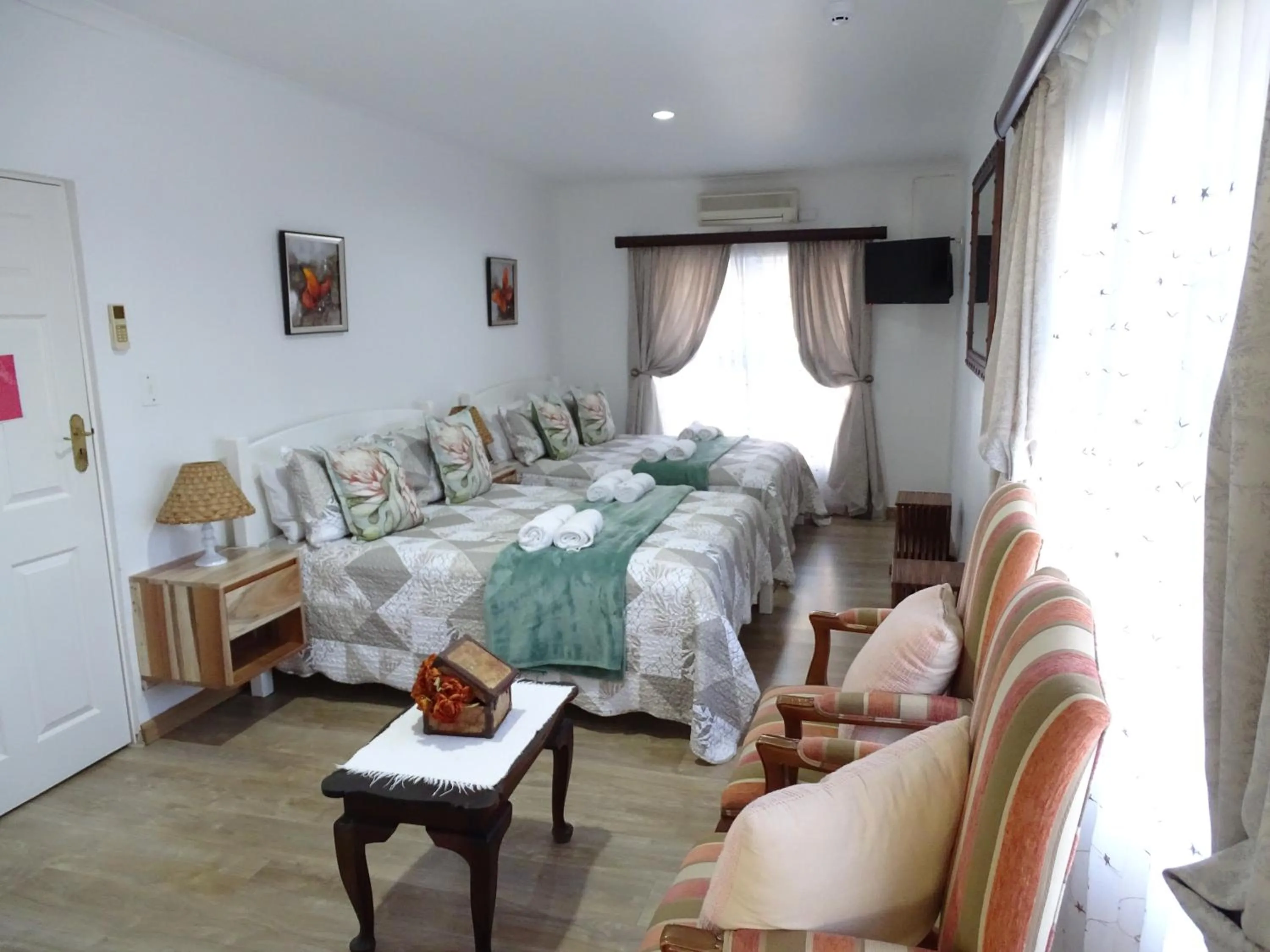 Family Room (4 Adults) in Big Skies Guesthouse