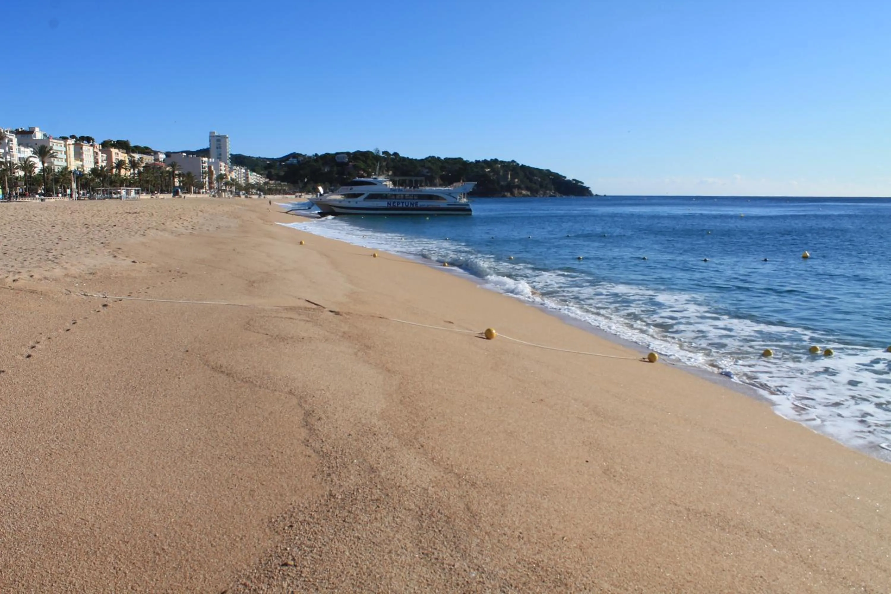 Nearby landmark in Piso Jover alojamiento en primera línea del Mar !!