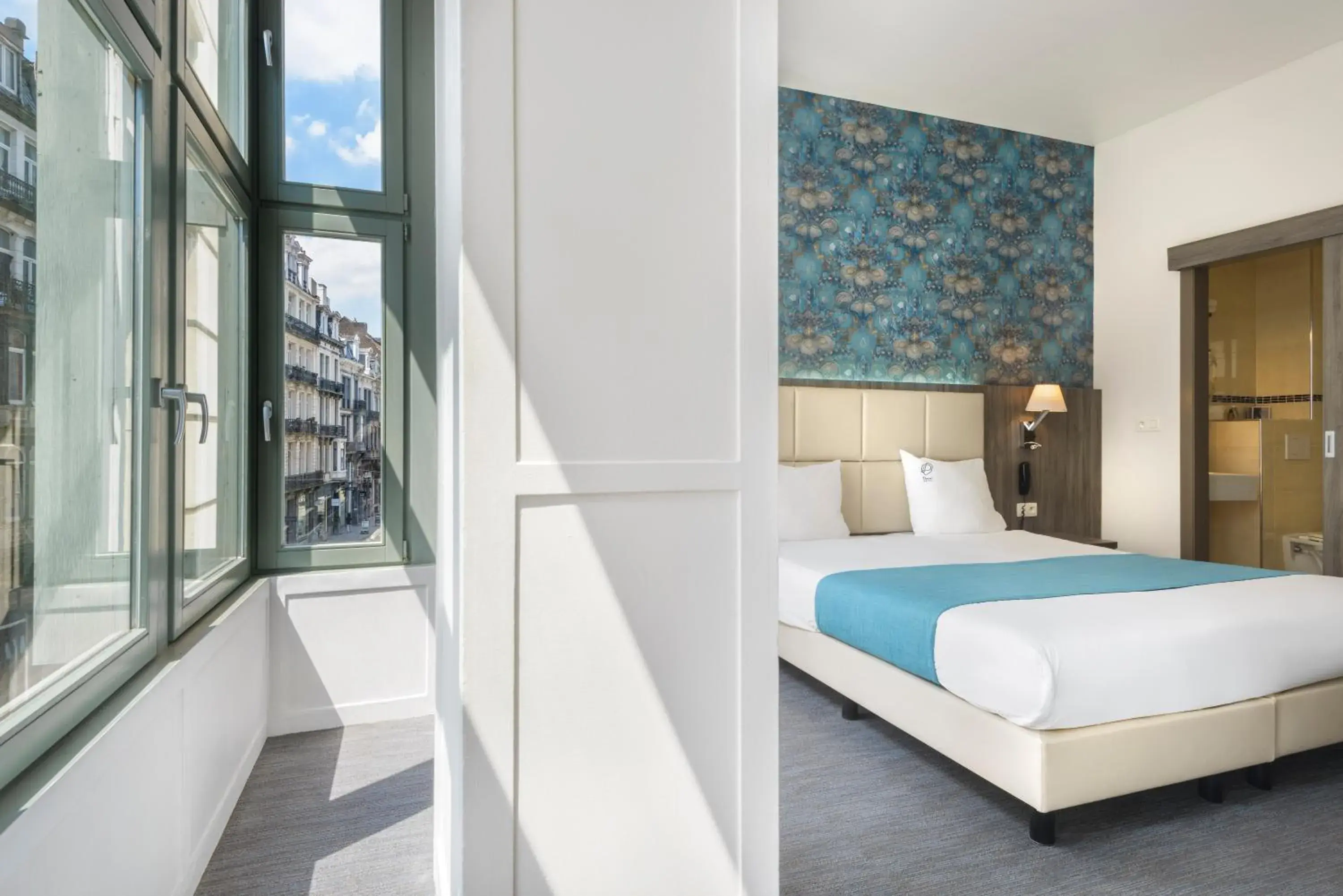 Balcony/Terrace, Bed in Dansaert Hotel Balcony/Terrace, Bed in Dansaert Hotel